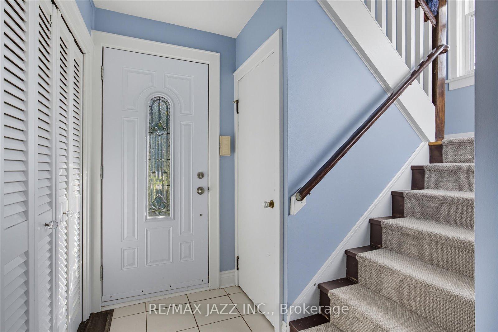 Photo 5 of 145 Switzer Drive, Oshawa, Centennial — HOMEH