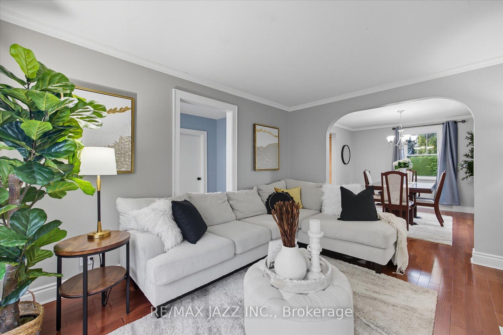 Photo 9 of 145 Switzer Drive, Oshawa, Centennial — HOMEH