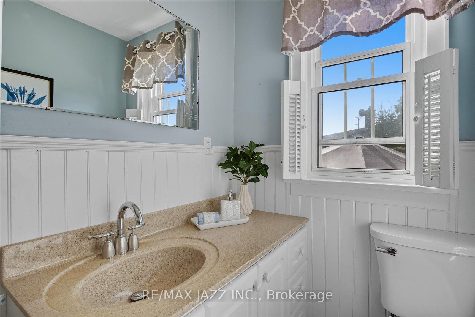 Photo 21 of 145 Switzer Drive, Oshawa, Centennial — HOMEH