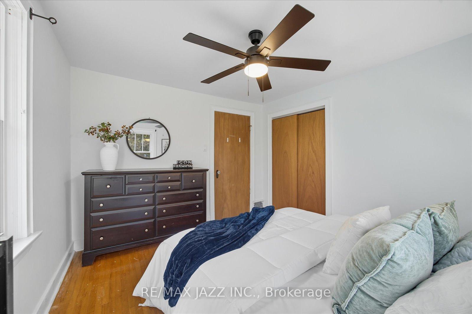 Photo 26 of 145 Switzer Drive, Oshawa, Centennial — HOMEH