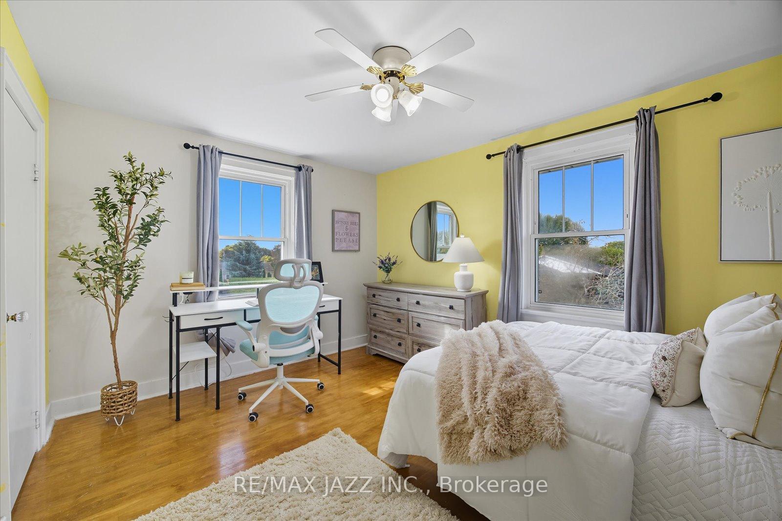Photo 27 of 145 Switzer Drive, Oshawa, Centennial — HOMEH