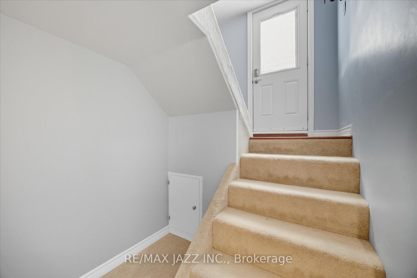 Photo 29 of 145 Switzer Drive, Oshawa, Centennial — HOMEH