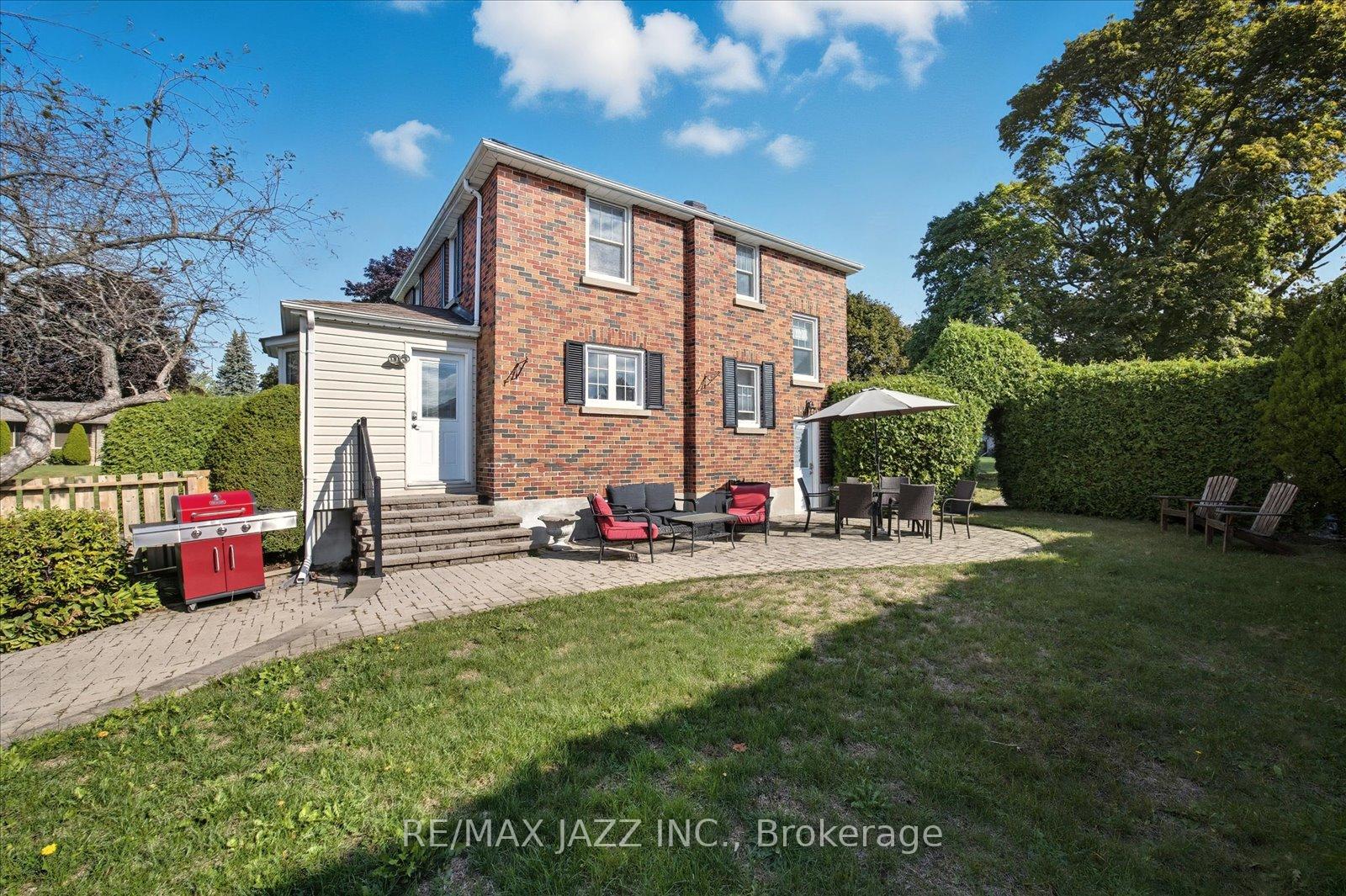 Photo 35 of 145 Switzer Drive, Oshawa, Centennial — HOMEH