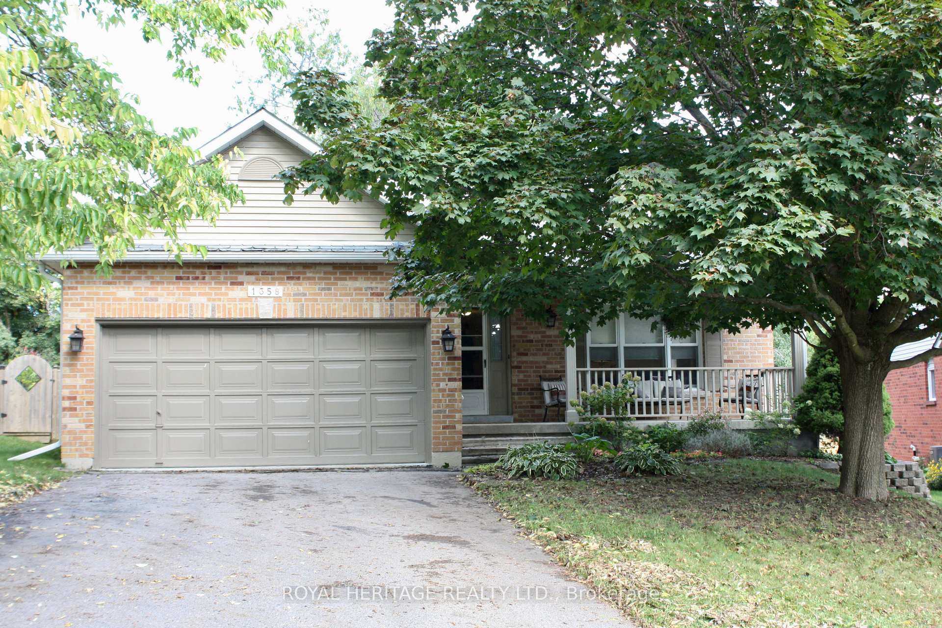 Front of 1358 Bobolink Court