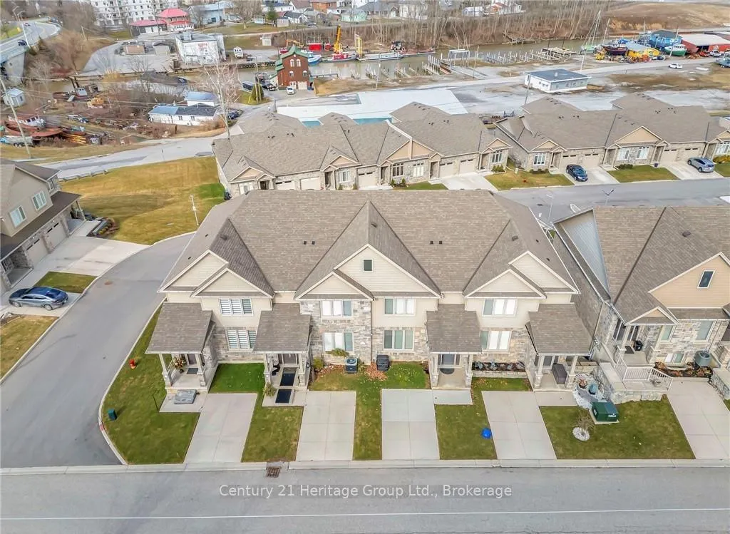 Photo 3 of Unit 1, 7 Old Hamilton Road, Norfolk, Port Dover — HOMEH