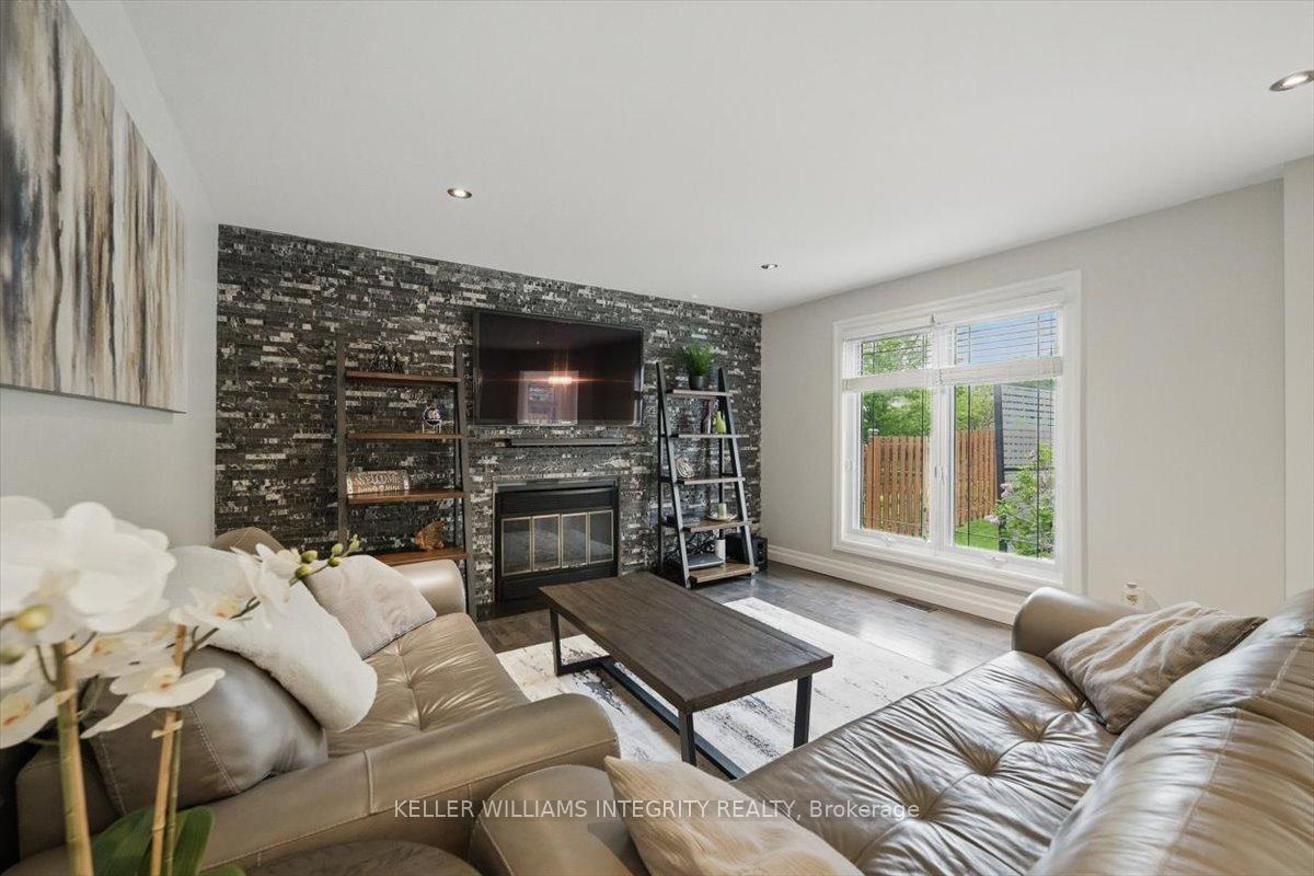 Photo 18 of 576 Princess Louise Drive, Ottawa, Fallingbrook/Ridgemount — HOMEH