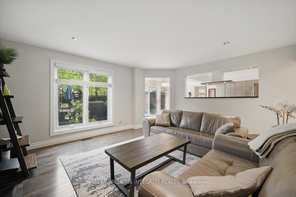 Photo 19 of 576 Princess Louise Drive, Ottawa, Fallingbrook/Ridgemount — HOMEH