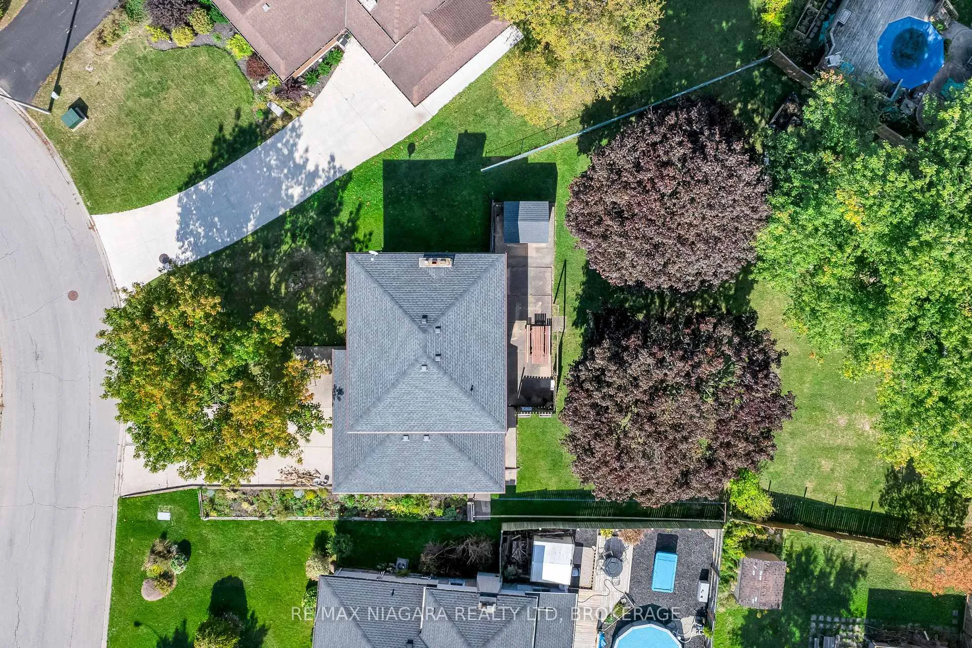 Photo 39 of 21 Donlea Drive, Port Colborne, Main Street — HOMEH