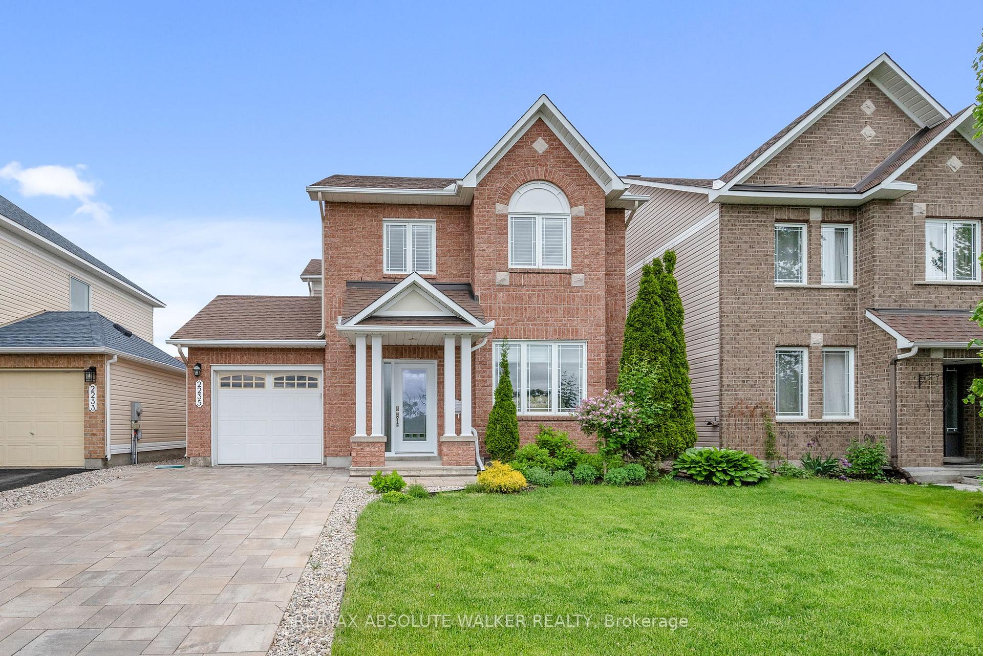 Photo 1 of 2235 Esprit Drive, Ottawa, Avalon East — HOMEH
