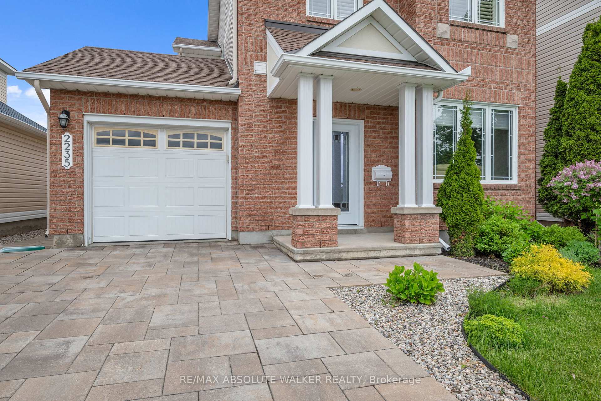 Photo 2 of 2235 Esprit Drive, Ottawa, Avalon East — HOMEH