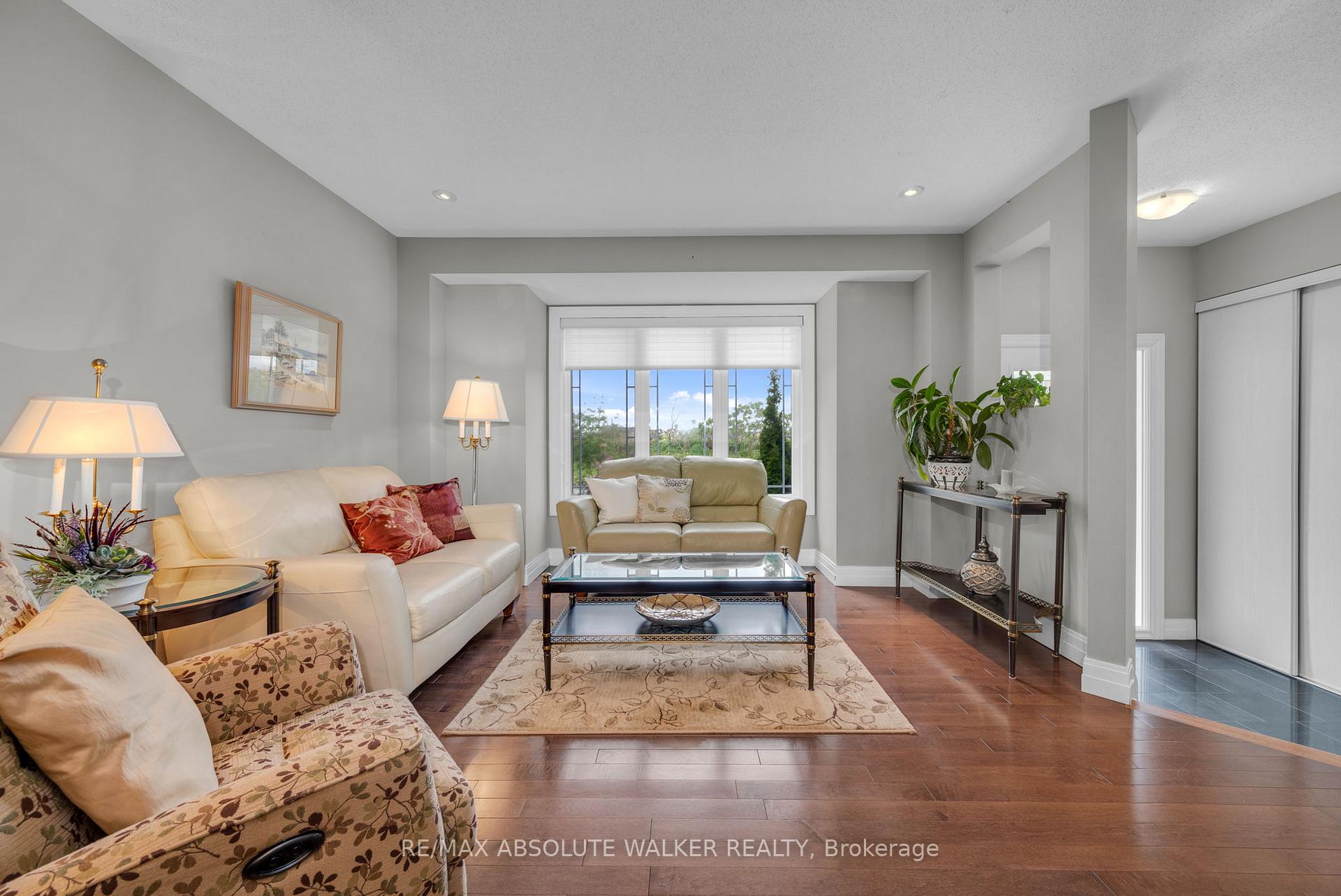 Photo 4 of 2235 Esprit Drive, Ottawa, Avalon East — HOMEH
