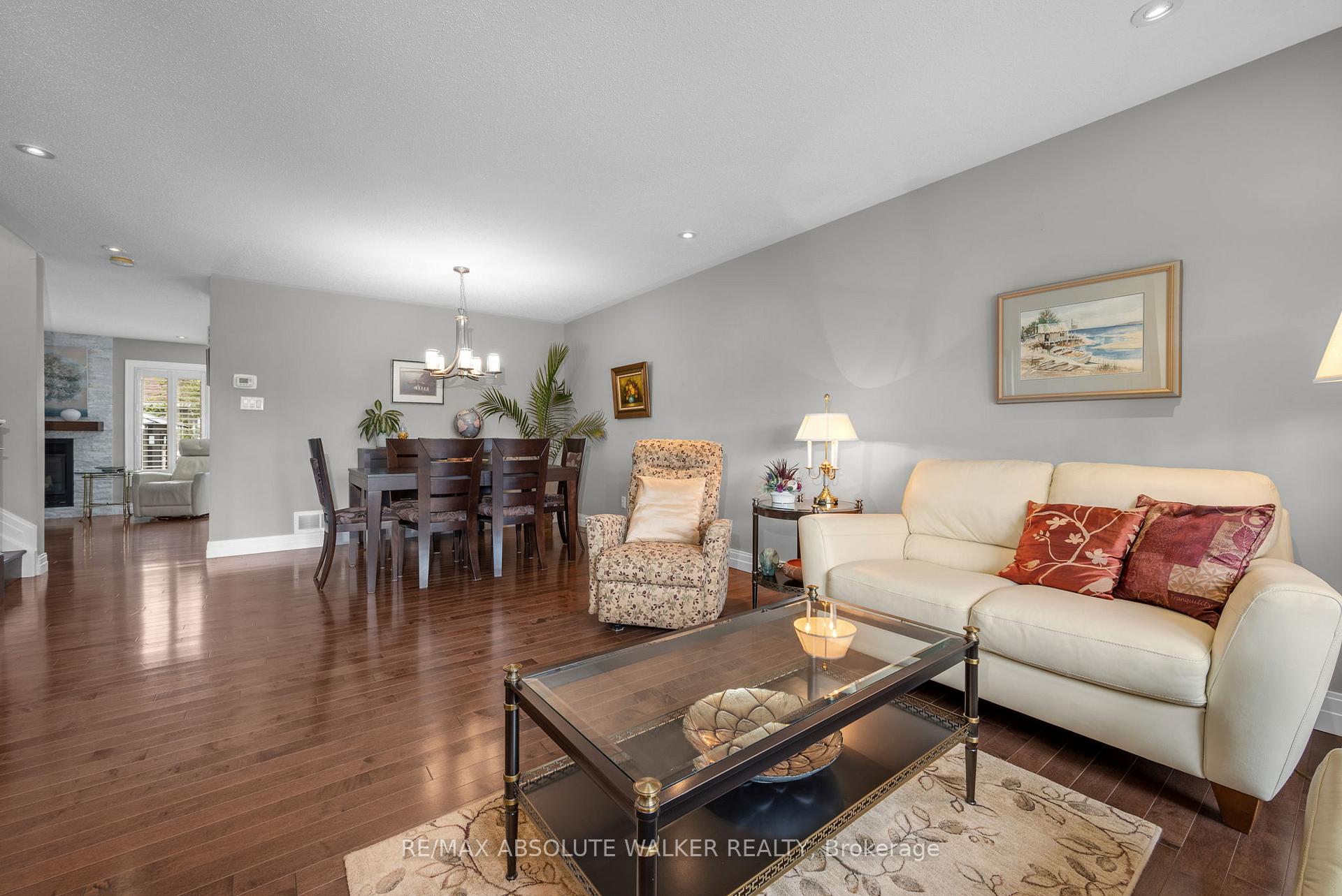 Photo 6 of 2235 Esprit Drive, Ottawa, Avalon East — HOMEH