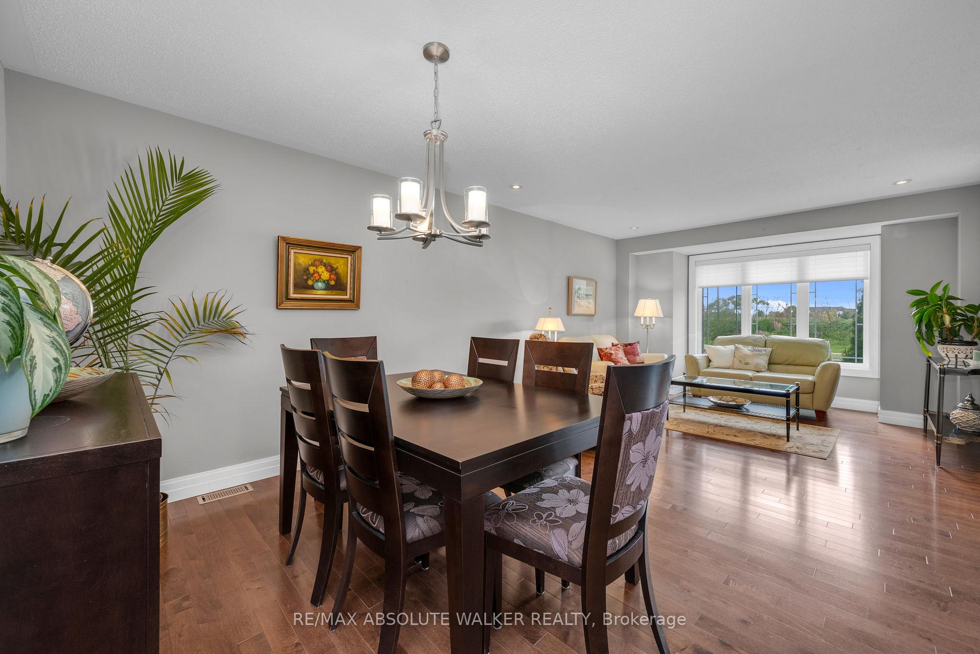 Photo 7 of 2235 Esprit Drive, Ottawa, Avalon East — HOMEH