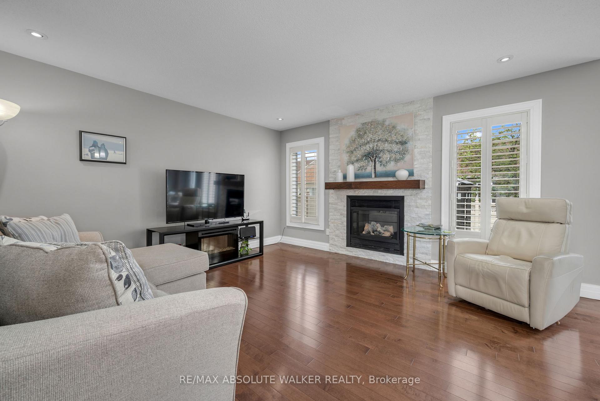 Photo 9 of 2235 Esprit Drive, Ottawa, Avalon East — HOMEH