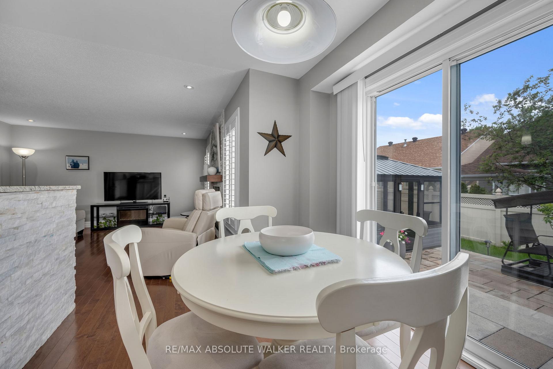 Photo 16 of 2235 Esprit Drive, Ottawa, Avalon East — HOMEH
