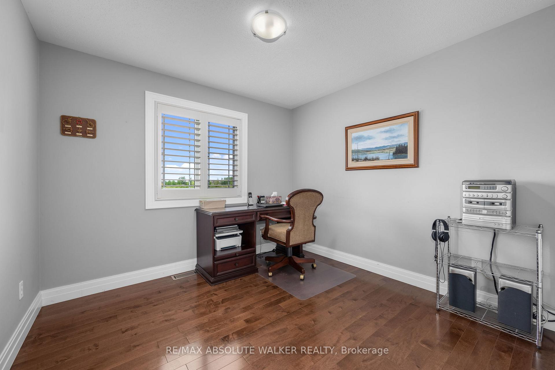 Photo 24 of 2235 Esprit Drive, Ottawa, Avalon East — HOMEH