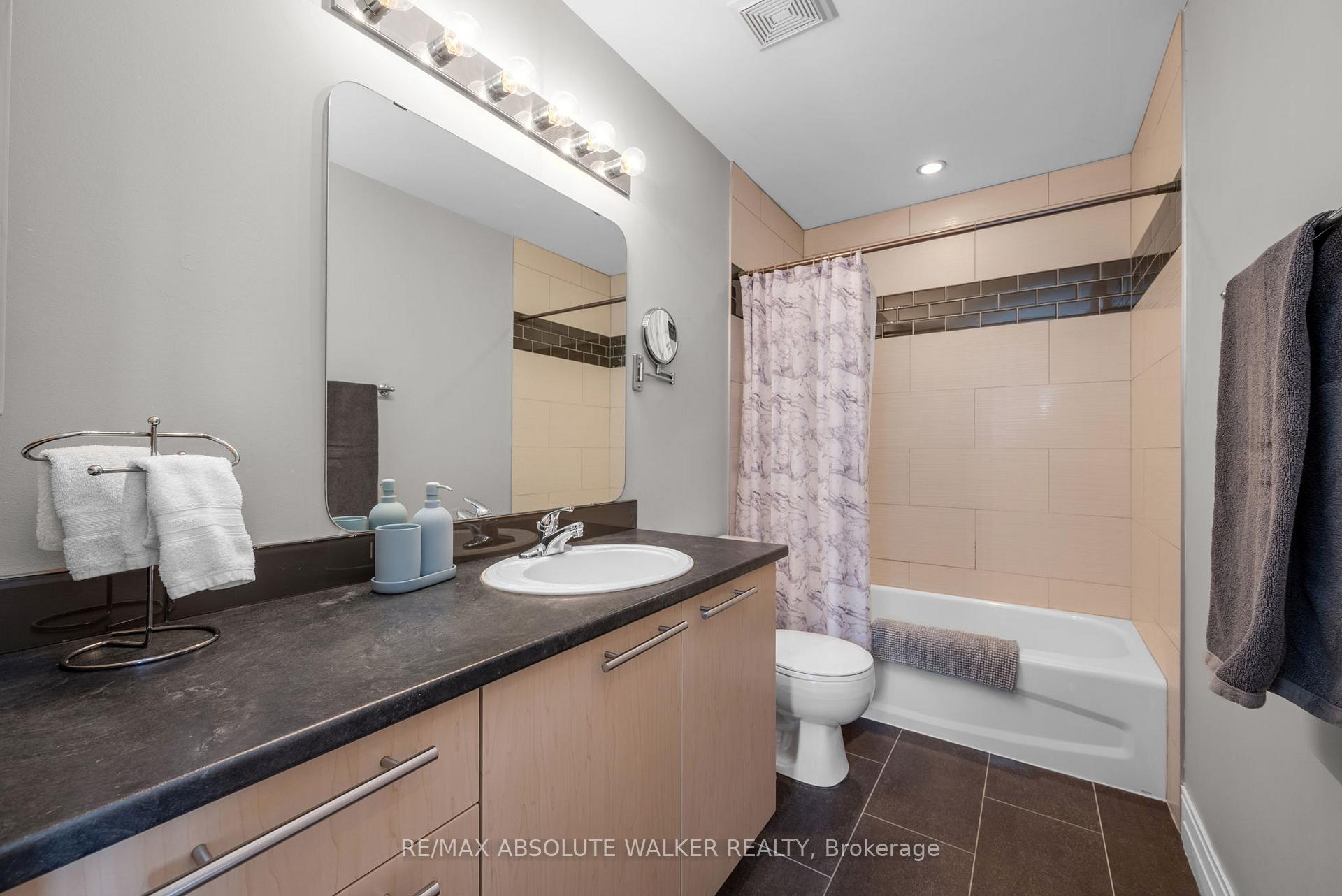 Photo 28 of 2235 Esprit Drive, Ottawa, Avalon East — HOMEH