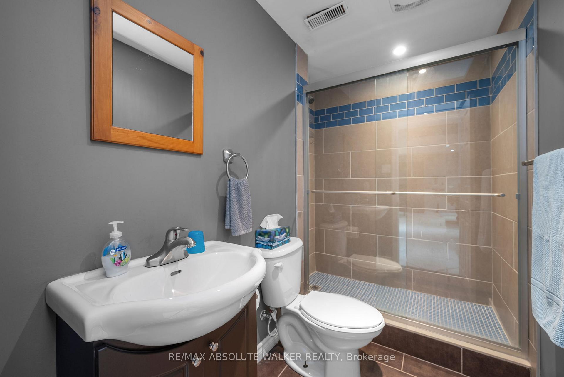 Photo 32 of 2235 Esprit Drive, Ottawa, Avalon East — HOMEH