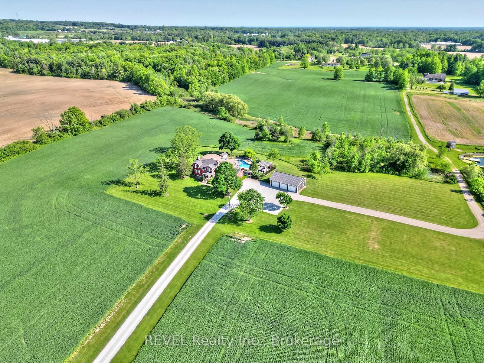 Photo 2 of 858 Metler Road, Pelham, North Pelham — HOMEH