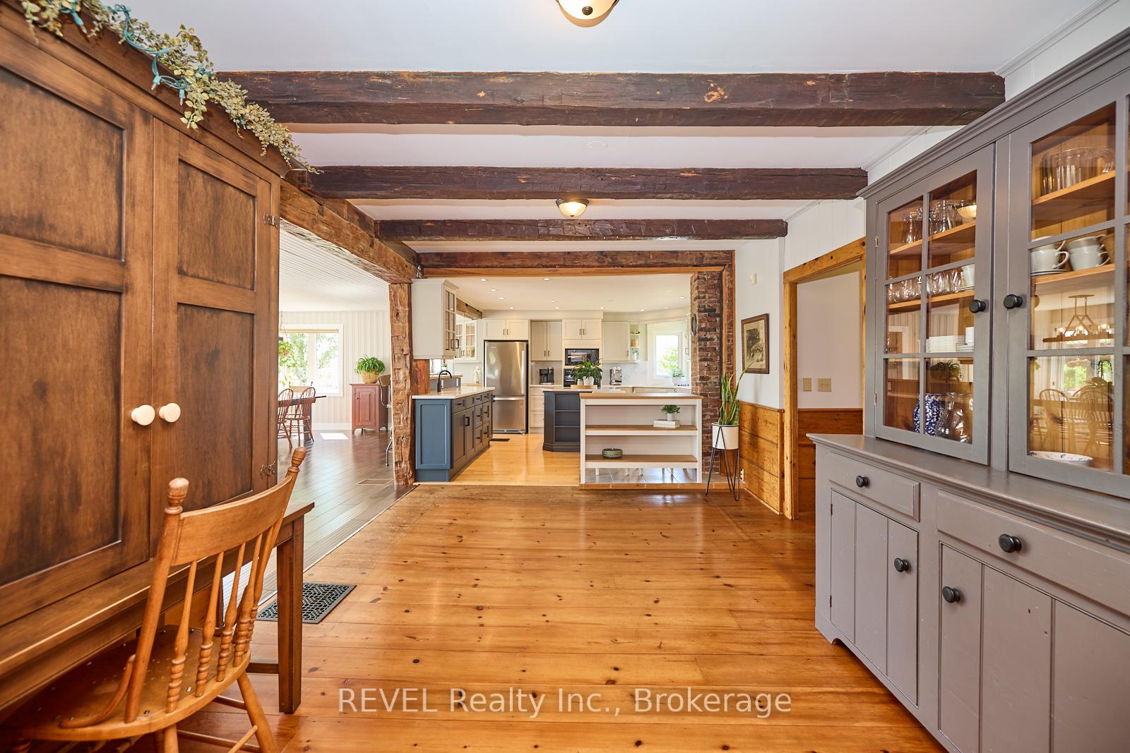 Photo 10 of 858 Metler Road, Pelham, North Pelham — HOMEH