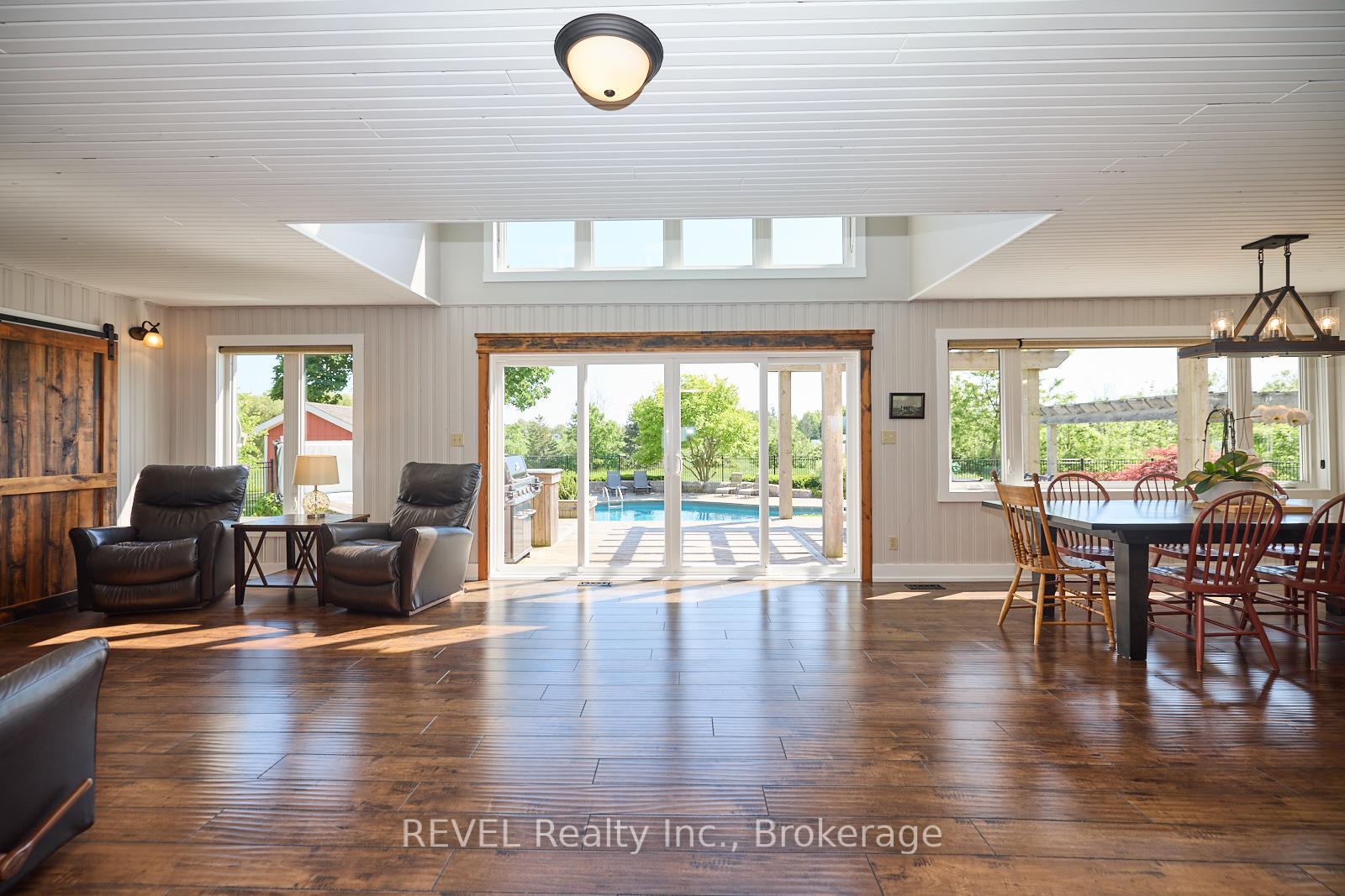Photo 16 of 858 Metler Road, Pelham, North Pelham — HOMEH