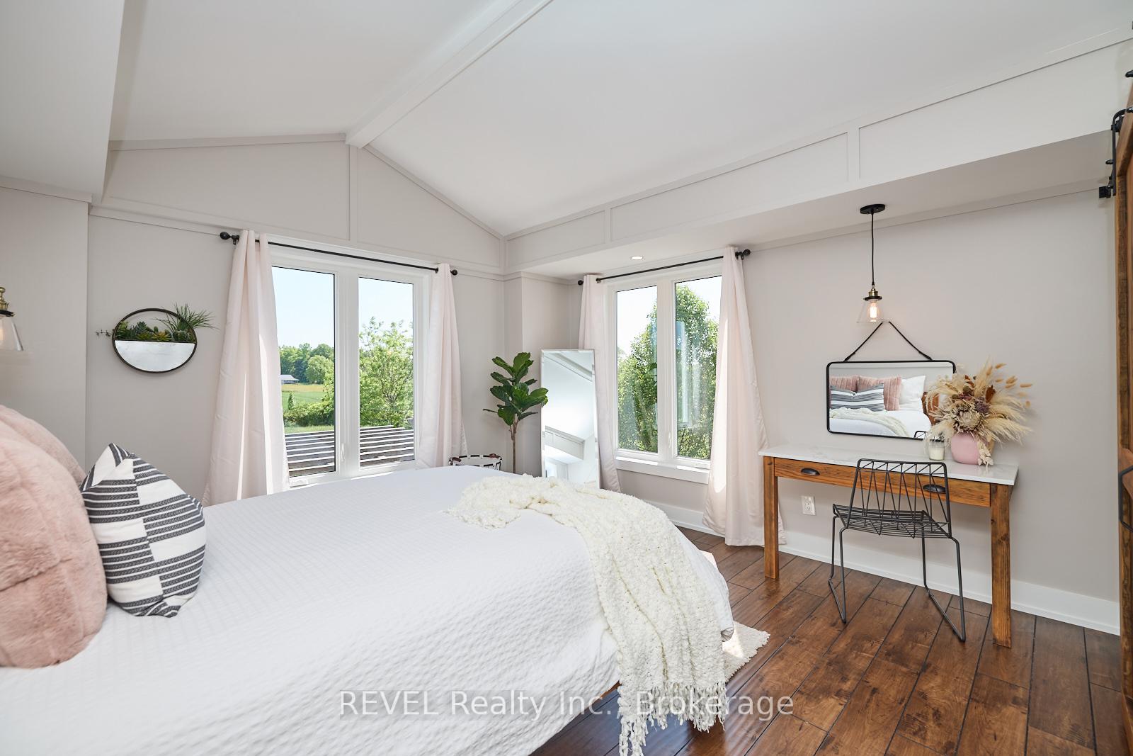 Photo 27 of 858 Metler Road, Pelham, North Pelham — HOMEH