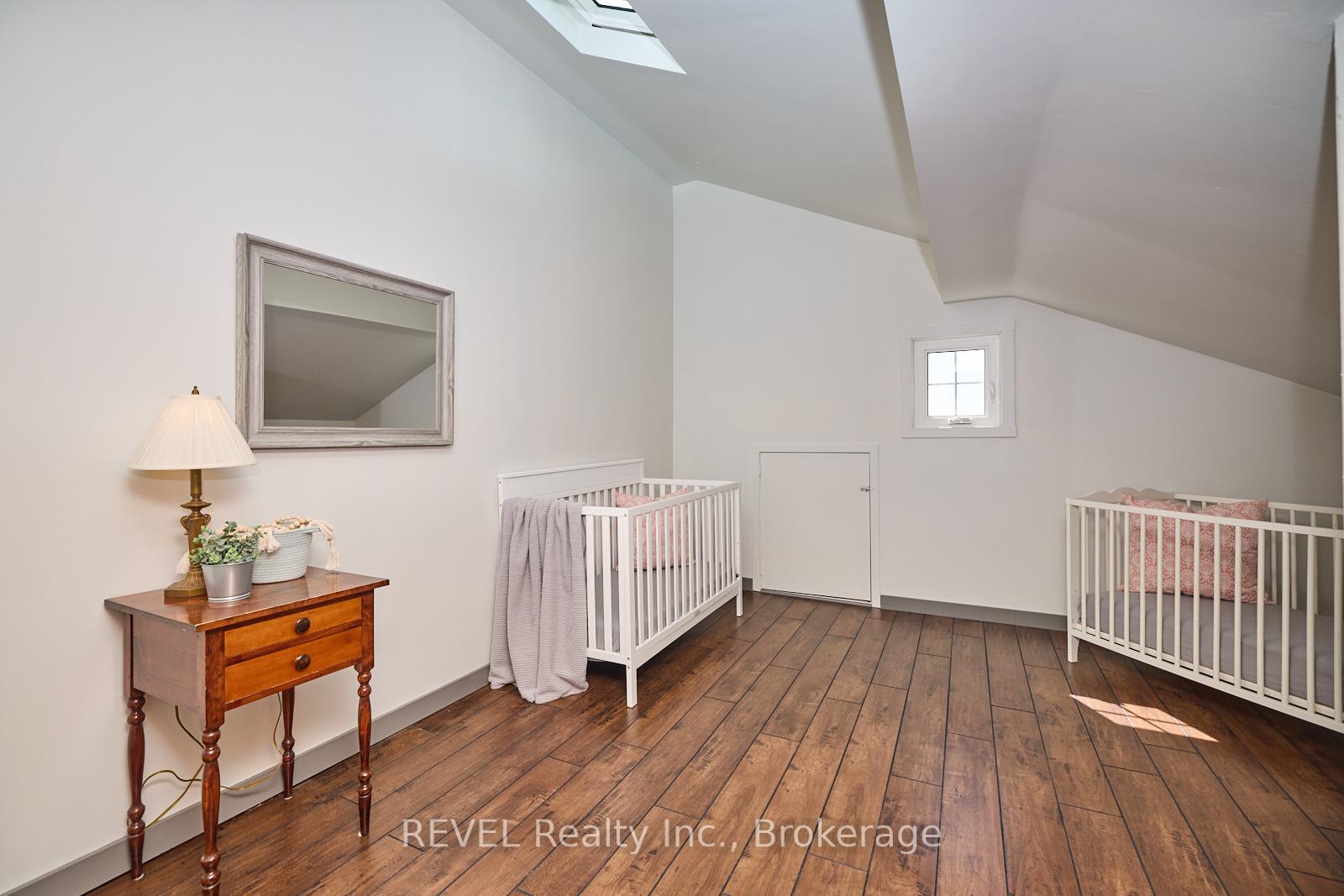 Photo 30 of 858 Metler Road, Pelham, North Pelham — HOMEH