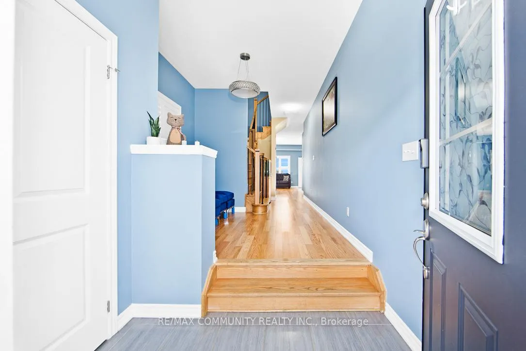 Photo 1 of 1073 Skyridge Boulevard, Pickering, Rural Pickering — HOMEH