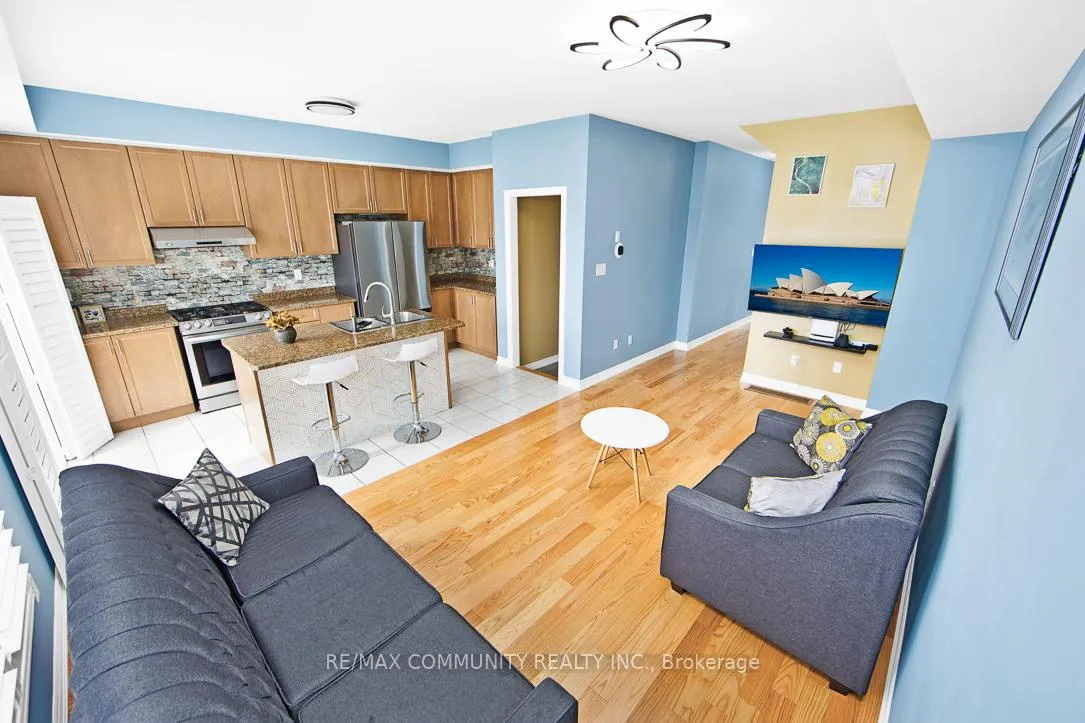 Photo 6 of 1073 Skyridge Boulevard, Pickering, Rural Pickering — HOMEH