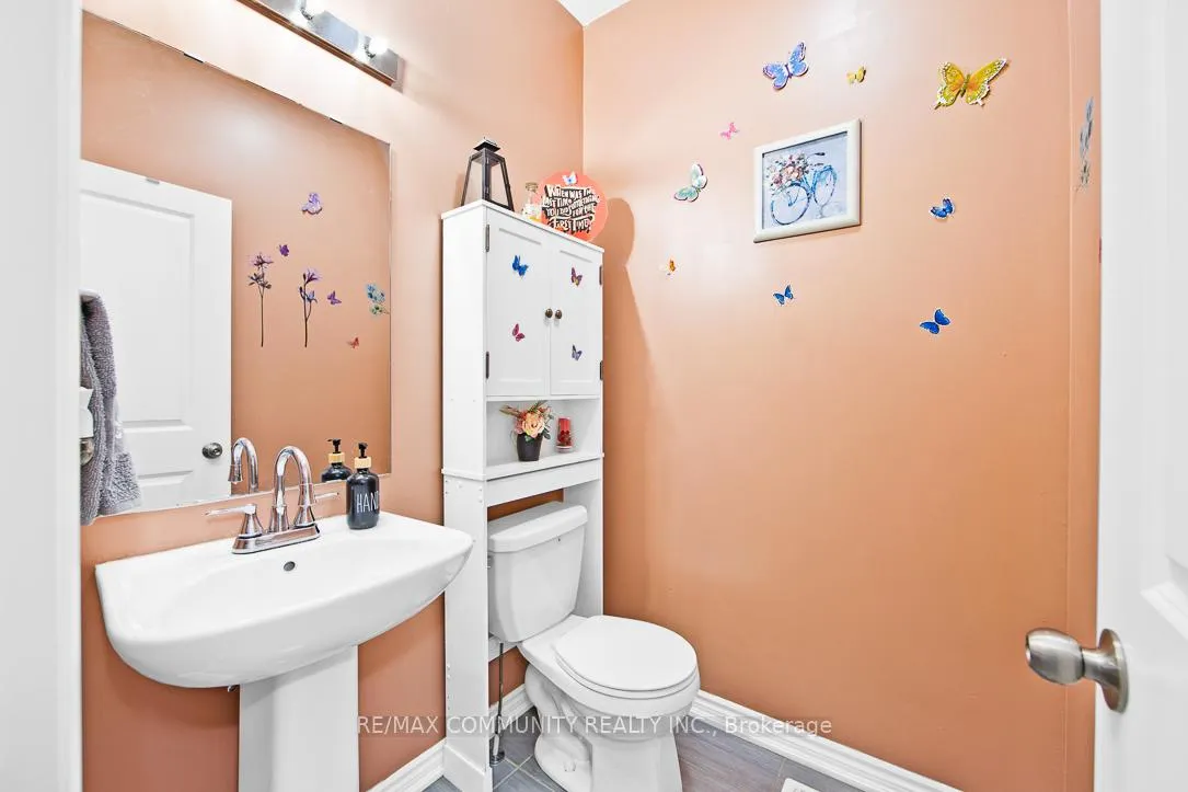 Photo 9 of 1073 Skyridge Boulevard, Pickering, Rural Pickering — HOMEH