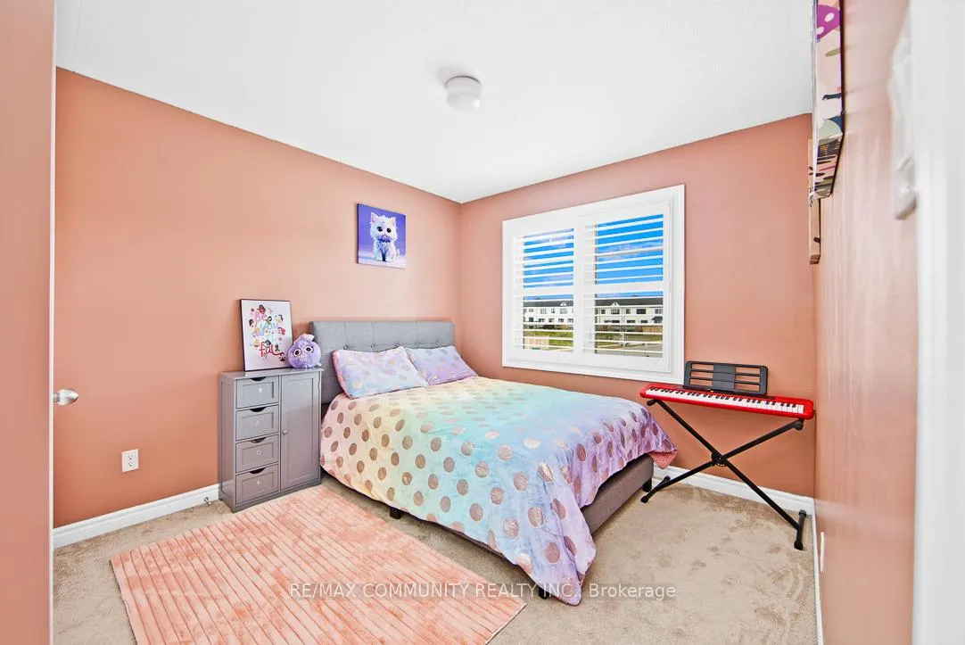 Photo 15 of 1073 Skyridge Boulevard, Pickering, Rural Pickering — HOMEH