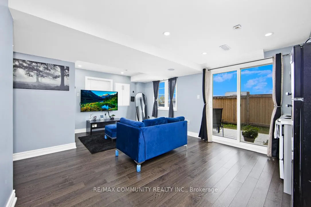 Photo 19 of 1073 Skyridge Boulevard, Pickering, Rural Pickering — HOMEH
