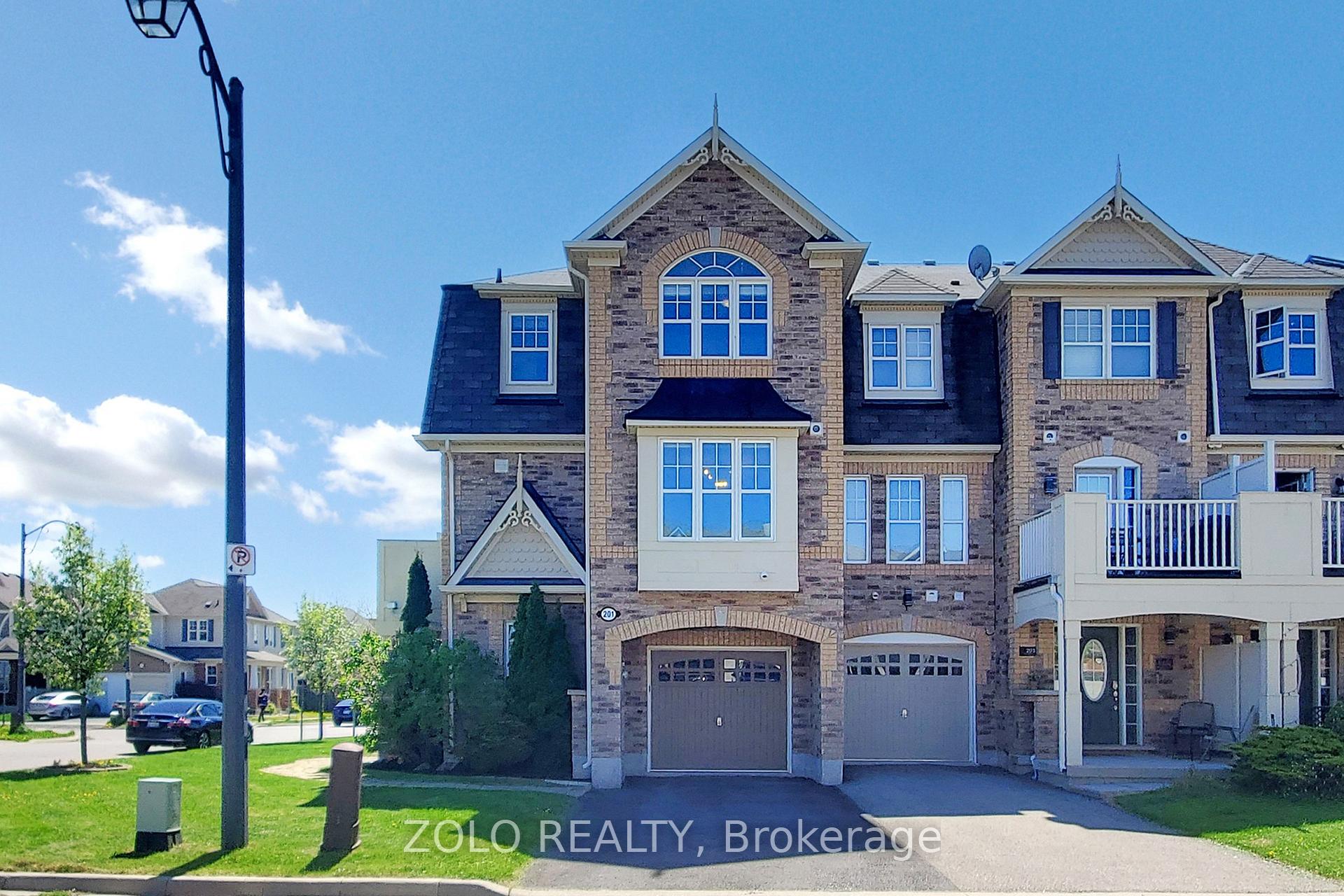 Photo 5 of 201 Woodley Crescent, Milton, Willmott — HOMEH