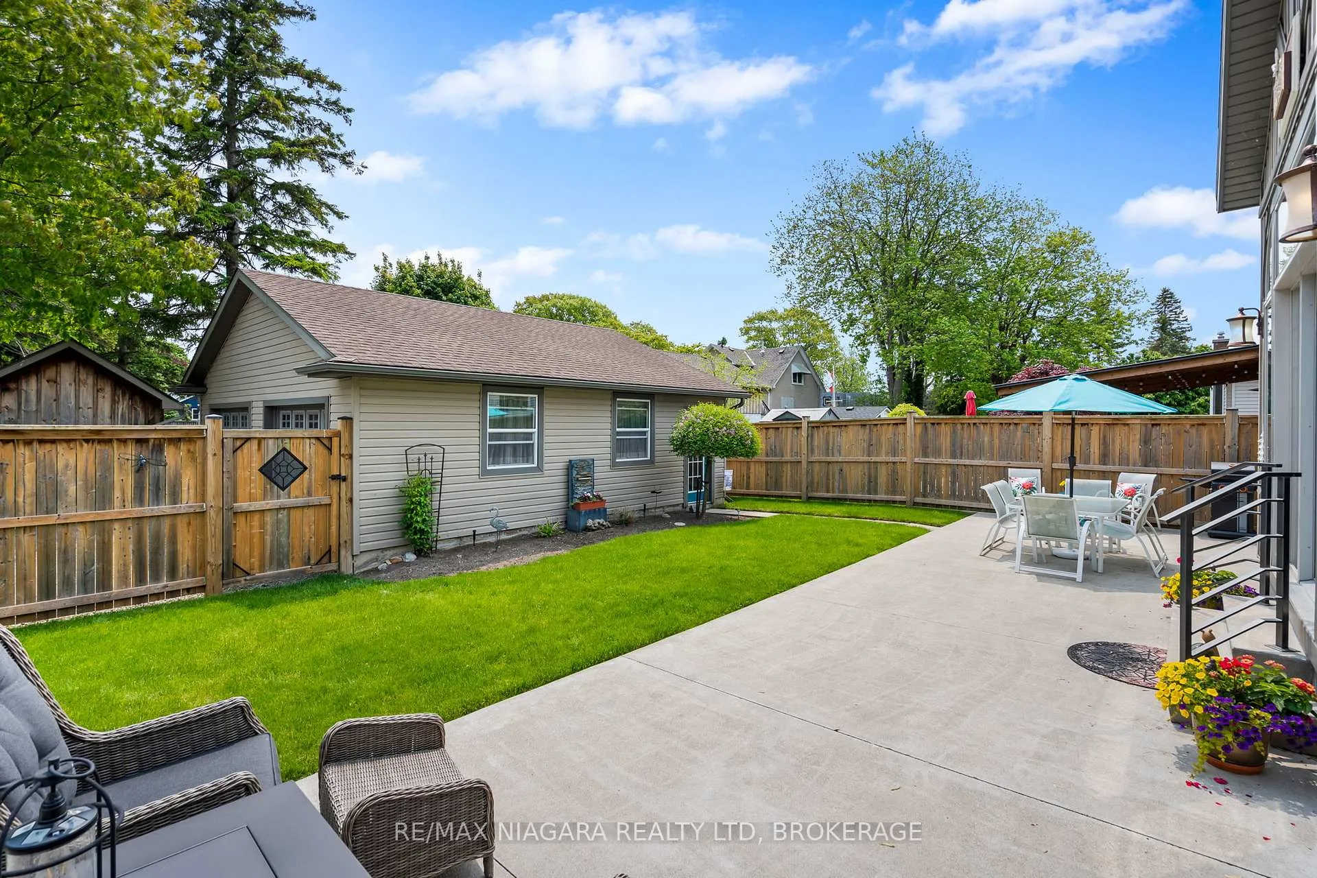 Photo 6 of 47 Rosemount Avenue, Port Colborne, Sugarloaf — HOMEH