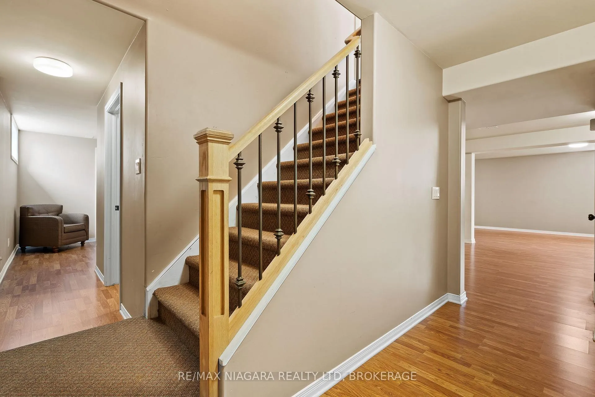 Photo 25 of 47 Rosemount Avenue, Port Colborne, Sugarloaf — HOMEH