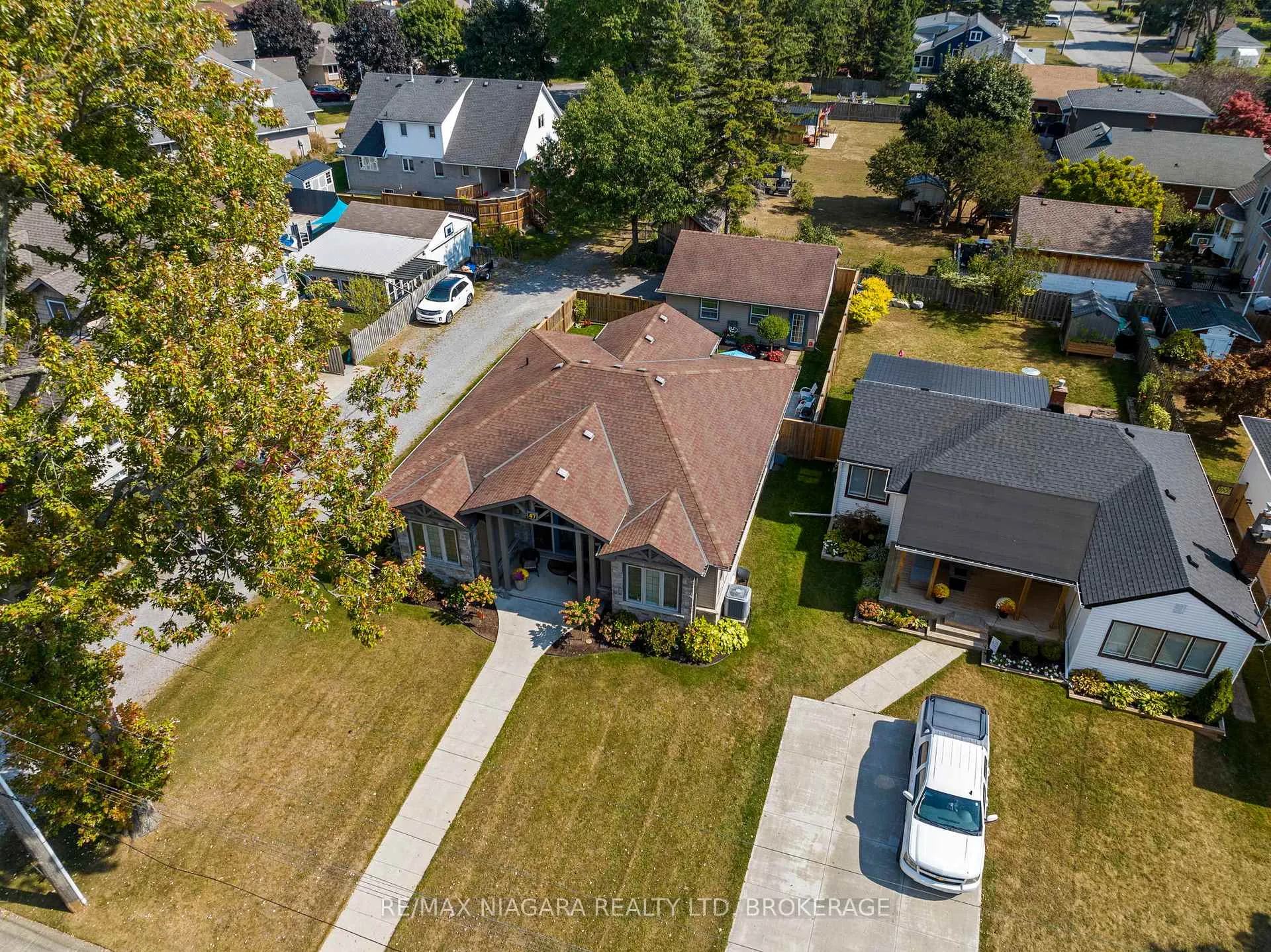 Photo 31 of 47 Rosemount Avenue, Port Colborne, Sugarloaf — HOMEH