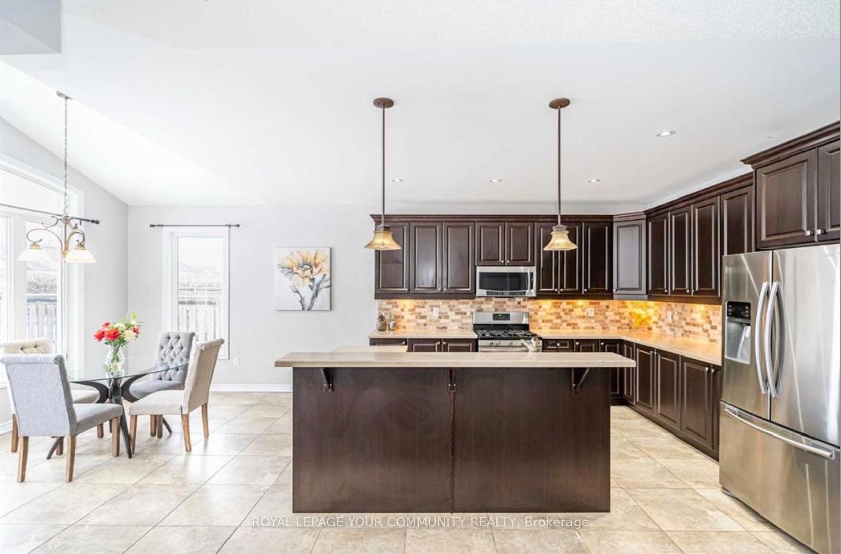 Photo 7 of 1298 Kettering Drive, Oshawa, Eastdale — HOMEH