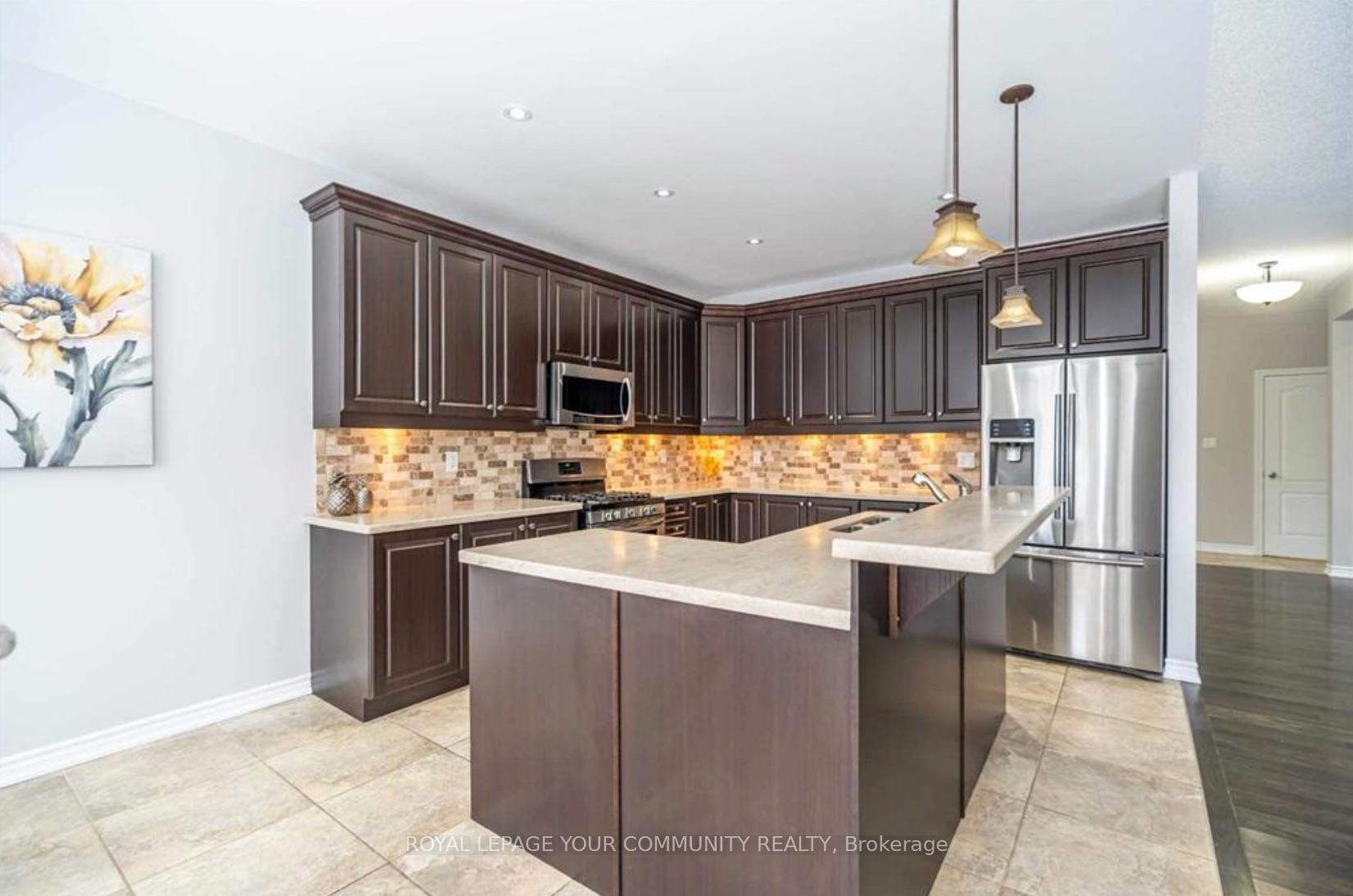 Photo 9 of 1298 Kettering Drive, Oshawa, Eastdale — HOMEH