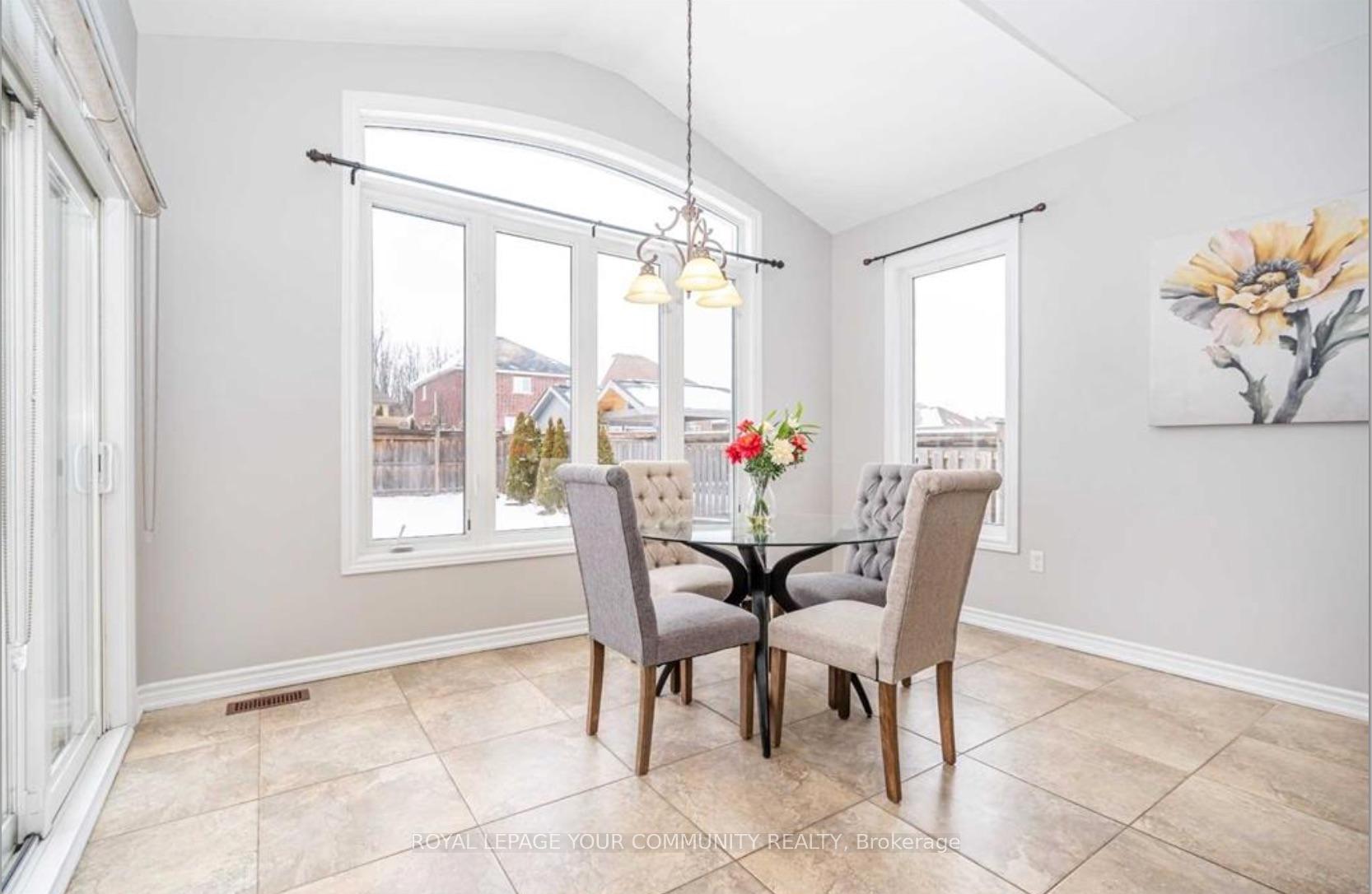 Photo 11 of 1298 Kettering Drive, Oshawa, Eastdale — HOMEH