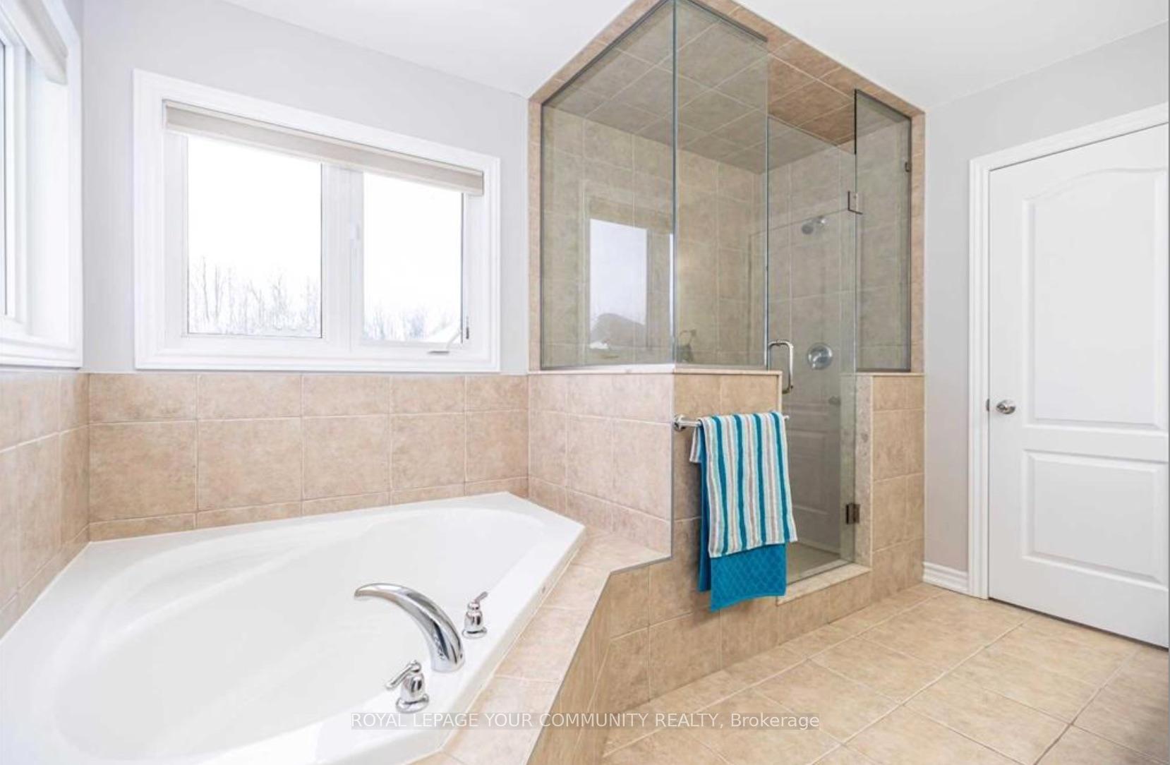 Photo 23 of 1298 Kettering Drive, Oshawa, Eastdale — HOMEH
