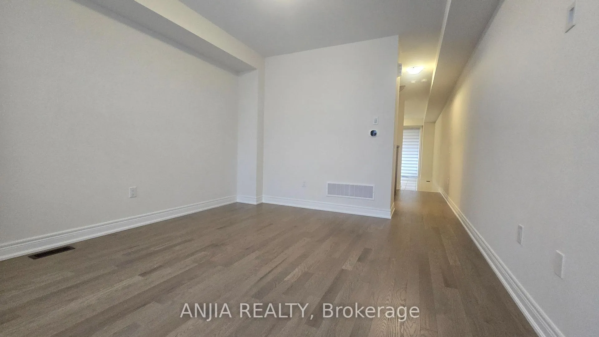 Photo 10 of 2908 Whites Road, Pickering, Rural Pickering — HOMEH
