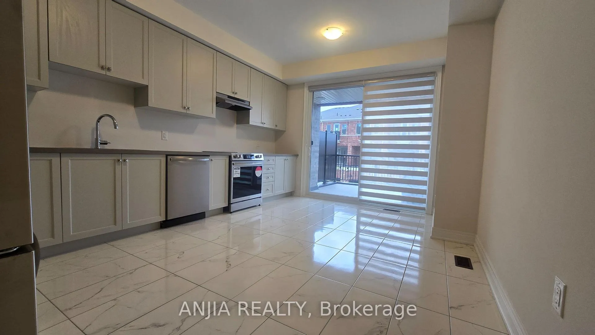Photo 14 of 2908 Whites Road, Pickering, Rural Pickering — HOMEH