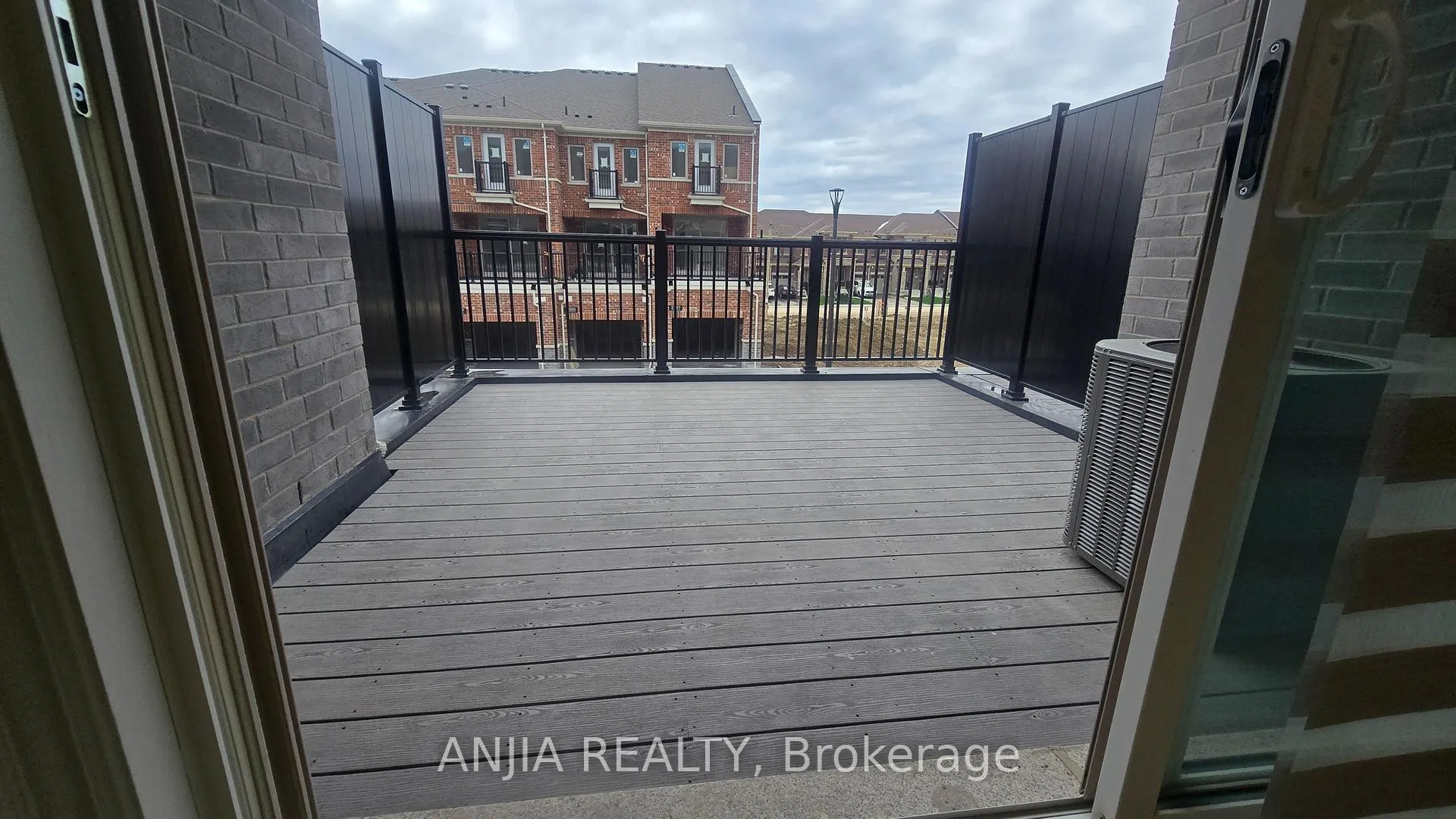 Photo 15 of 2908 Whites Road, Pickering, Rural Pickering — HOMEH