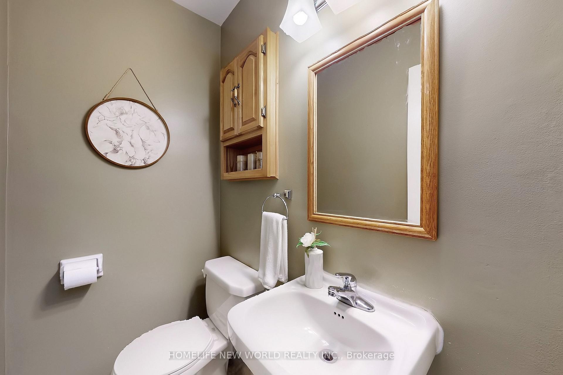 Photo 16 of 436 Arnhem Drive, Oshawa, O'Neill — HOMEH