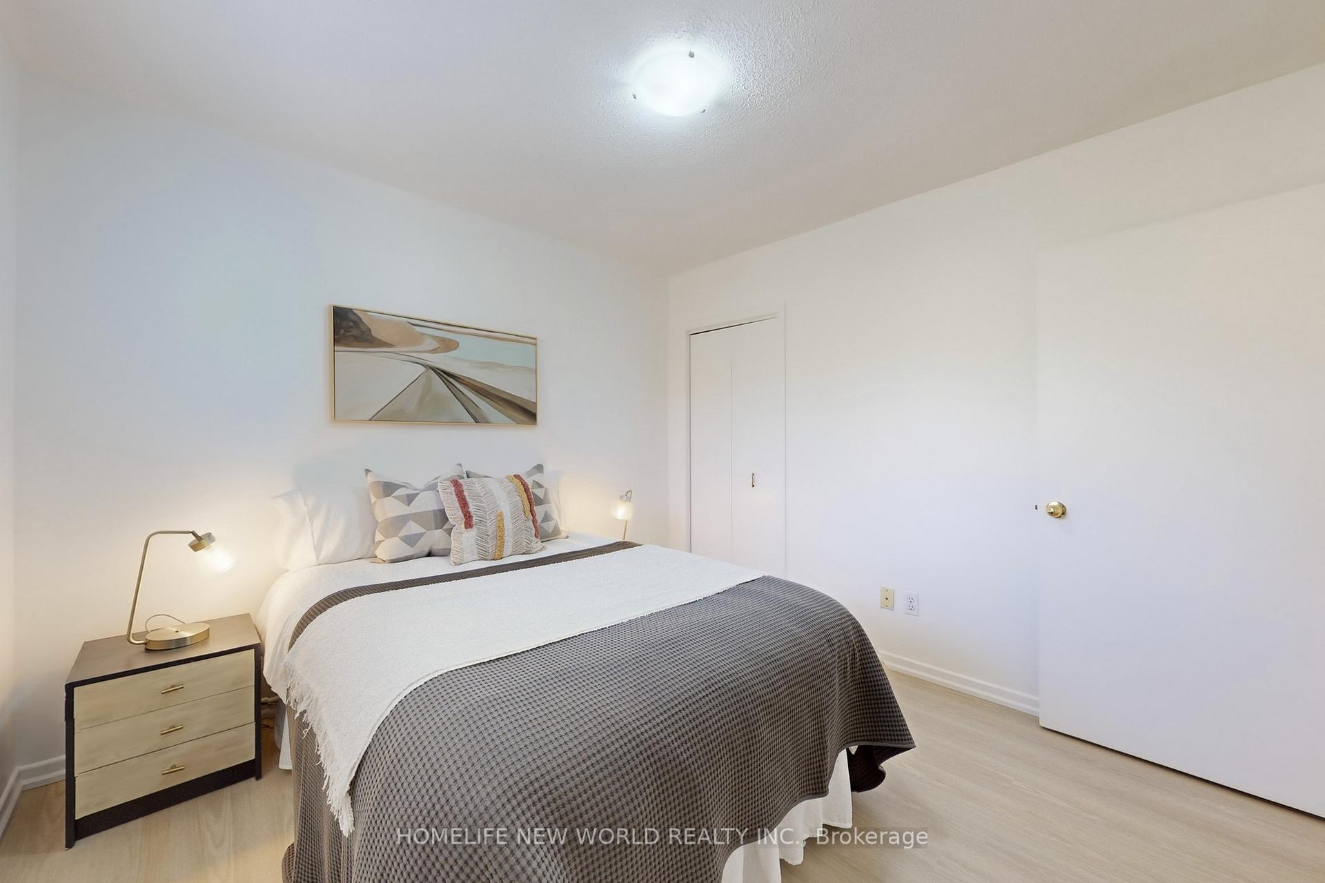 Photo 25 of 436 Arnhem Drive, Oshawa, O'Neill — HOMEH