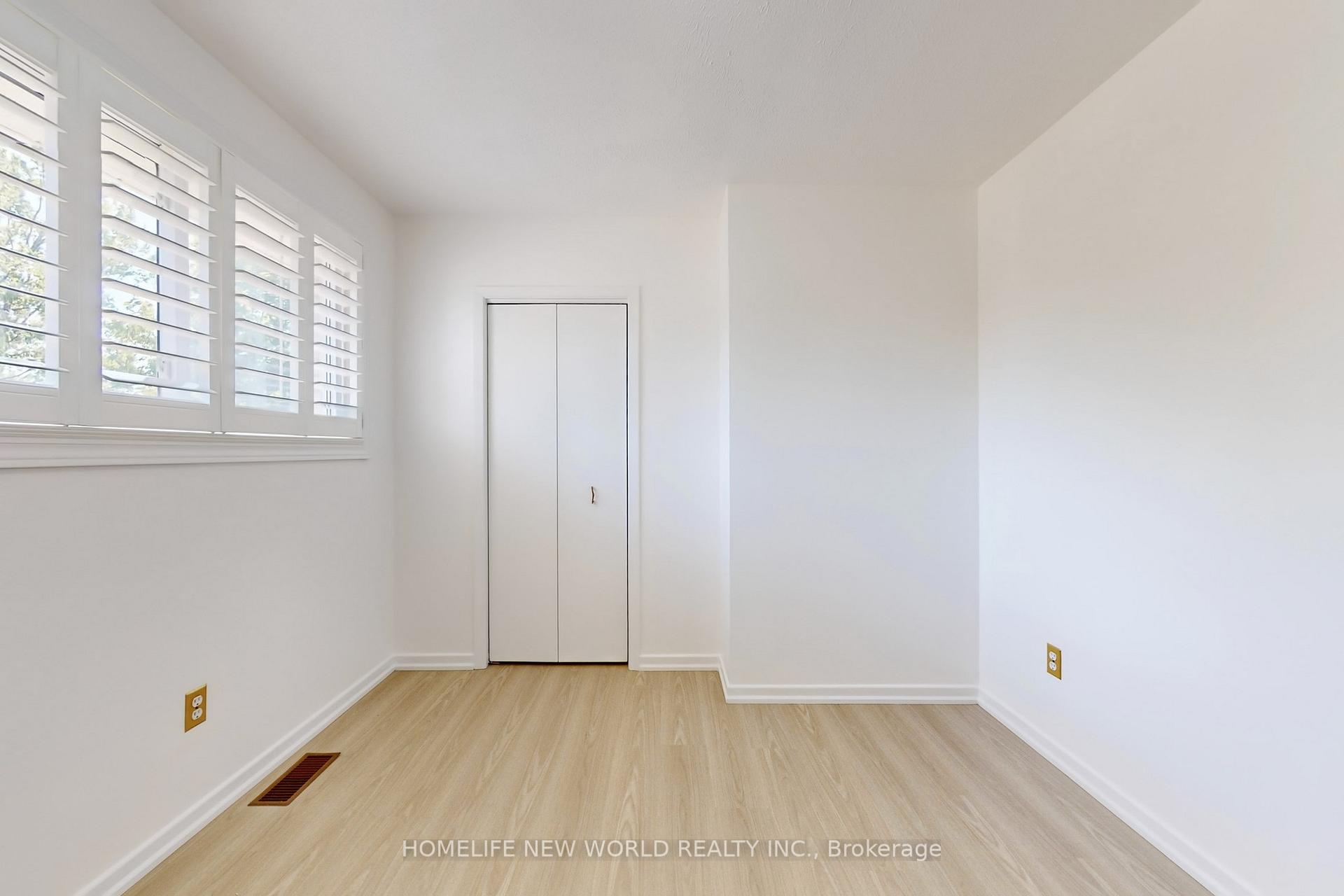 Photo 32 of 436 Arnhem Drive, Oshawa, O'Neill — HOMEH
