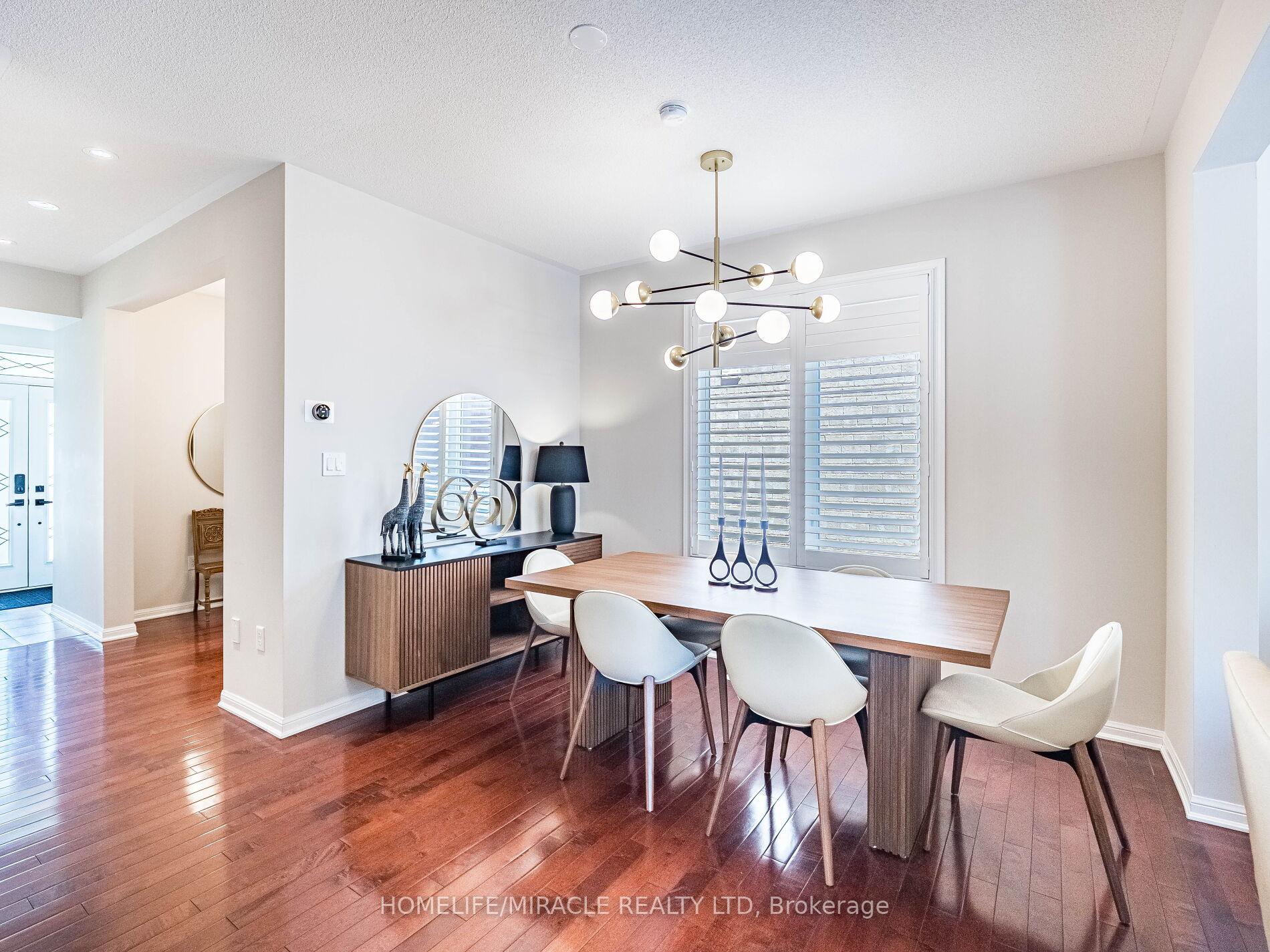Photo 5 of 825 Cahoun Terrace, Milton, Coates — HOMEH