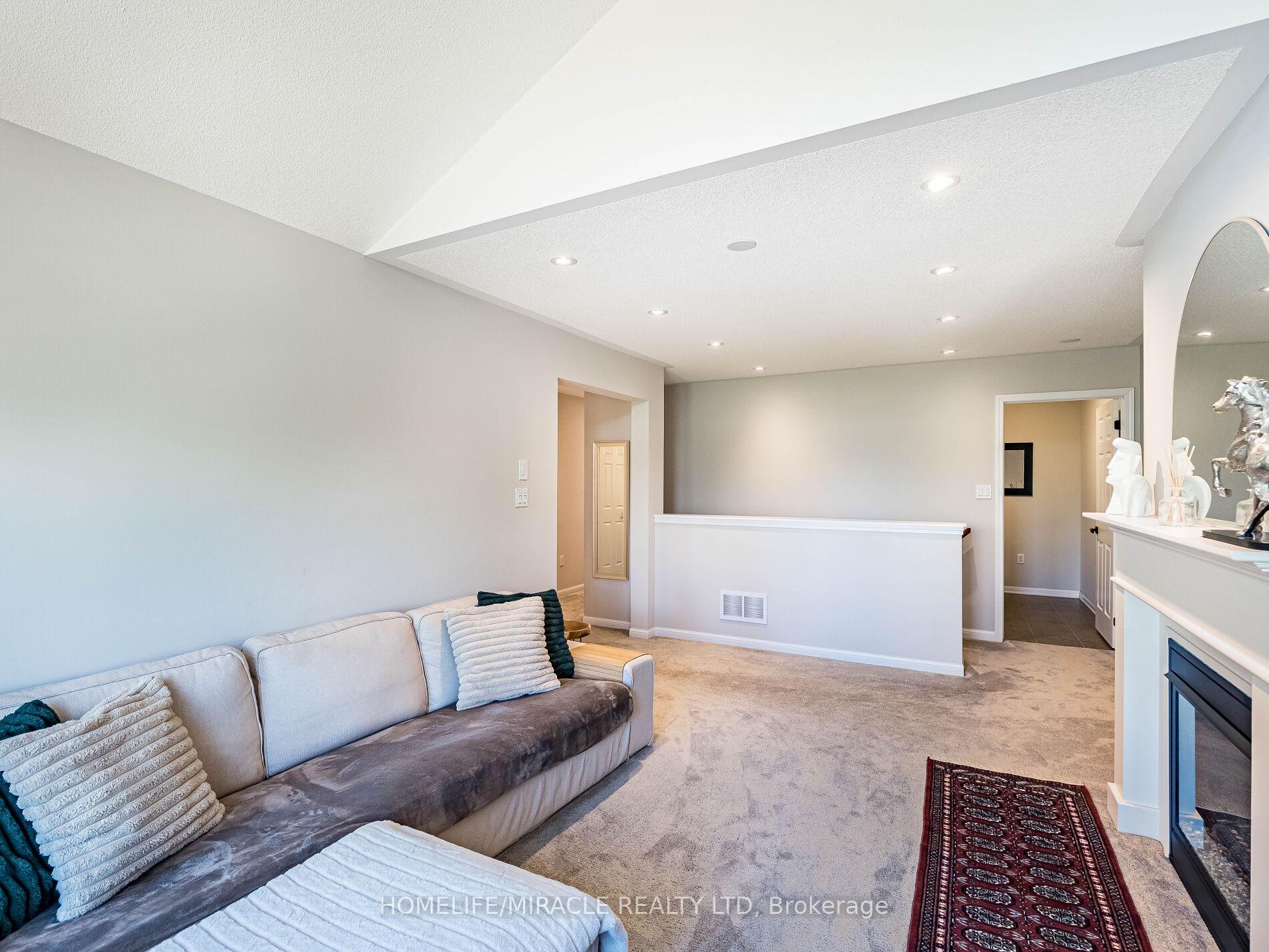 Photo 7 of 825 Cahoun Terrace, Milton, Coates — HOMEH