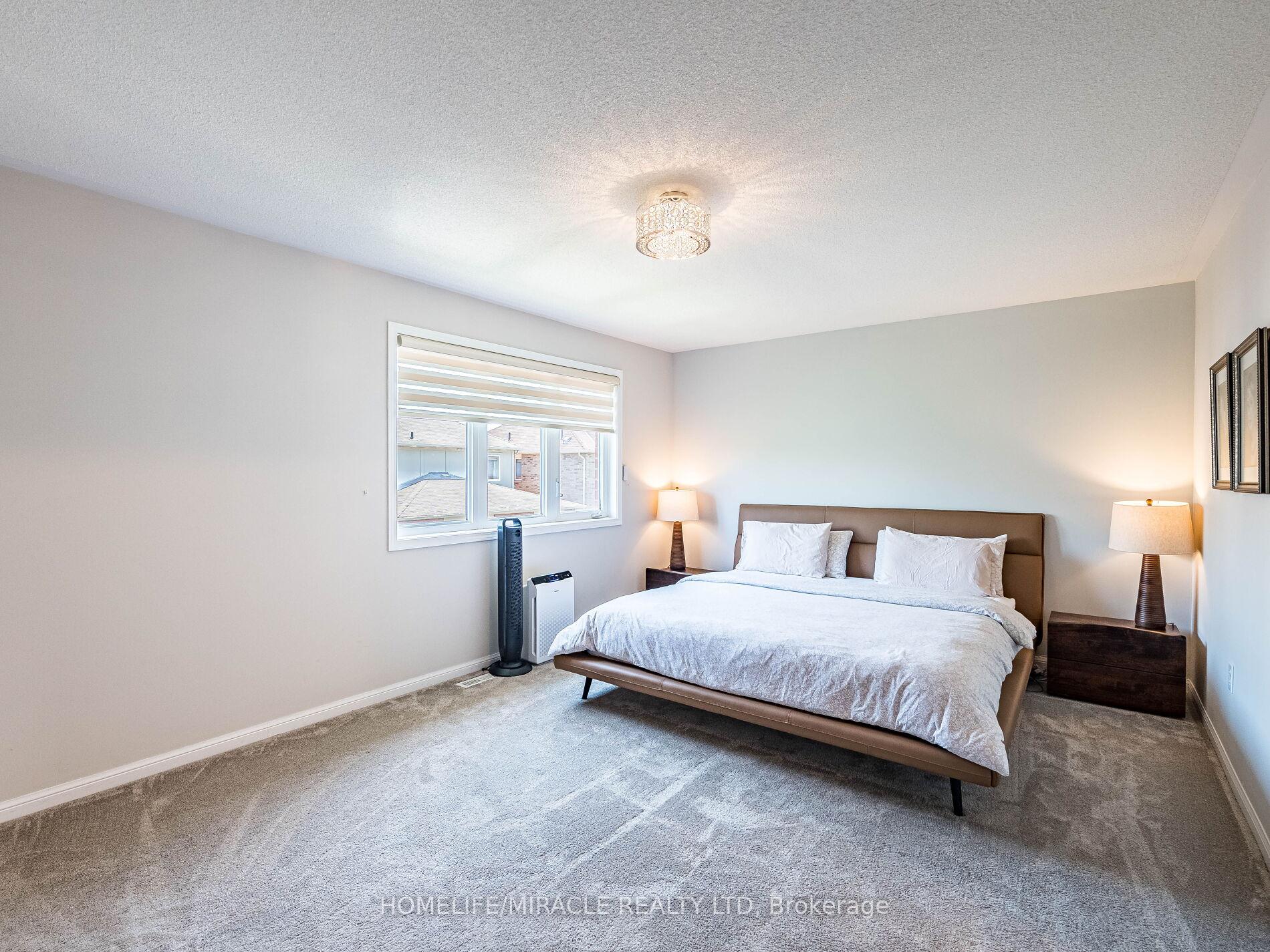 Photo 11 of 825 Cahoun Terrace, Milton, Coates — HOMEH