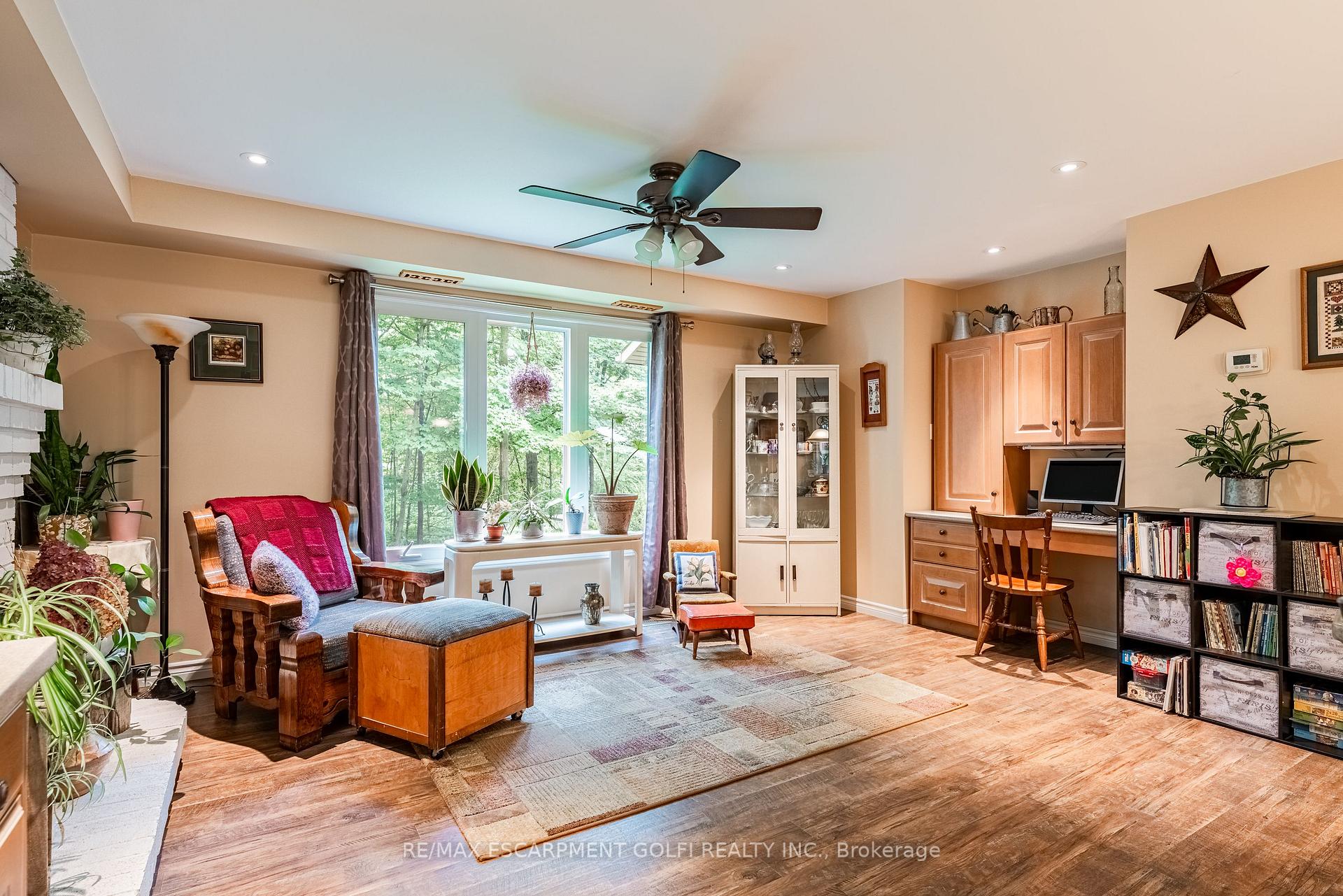 Photo 19 of 801 Tice Road, Pelham, North Pelham — HOMEH